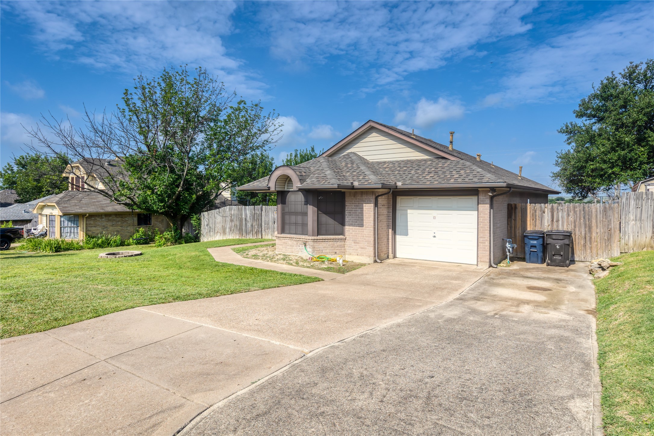 305 N Long Rifle Drive