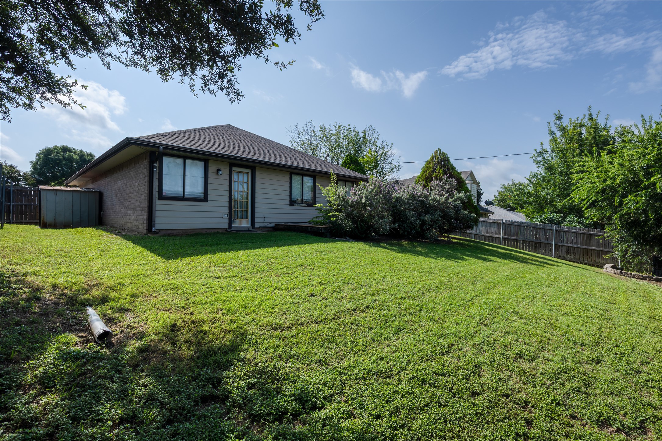 305 N Long Rifle Drive