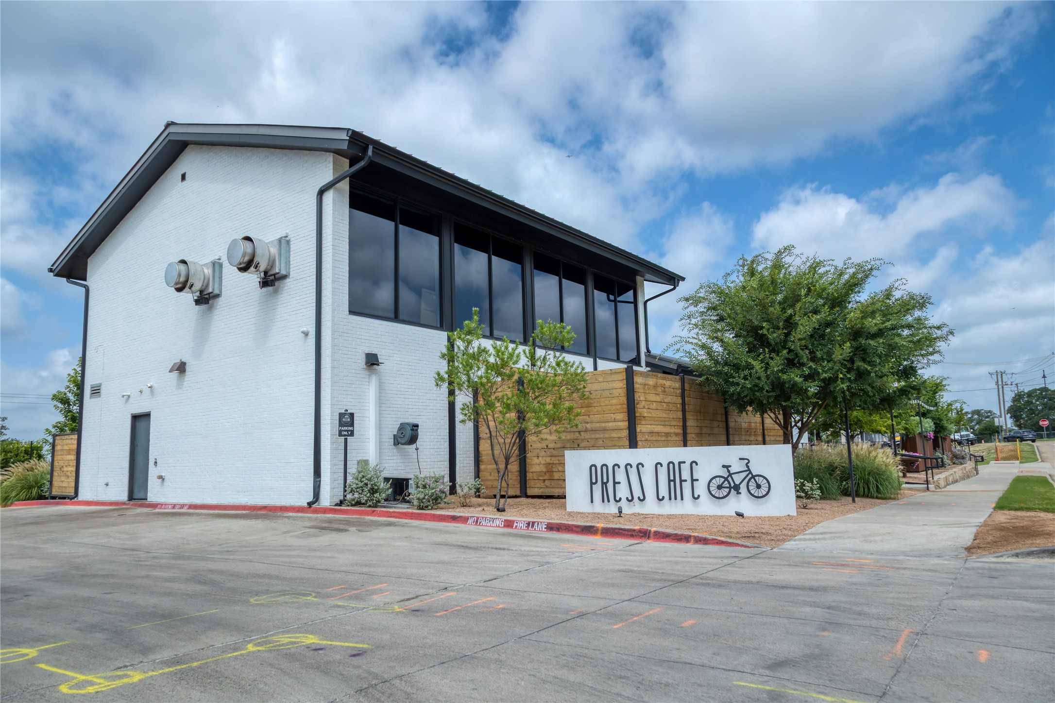 417 Rolling Hills Drive