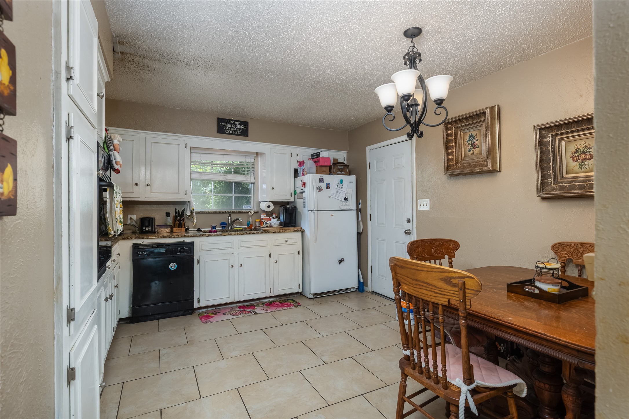 417 Rolling Hills Drive