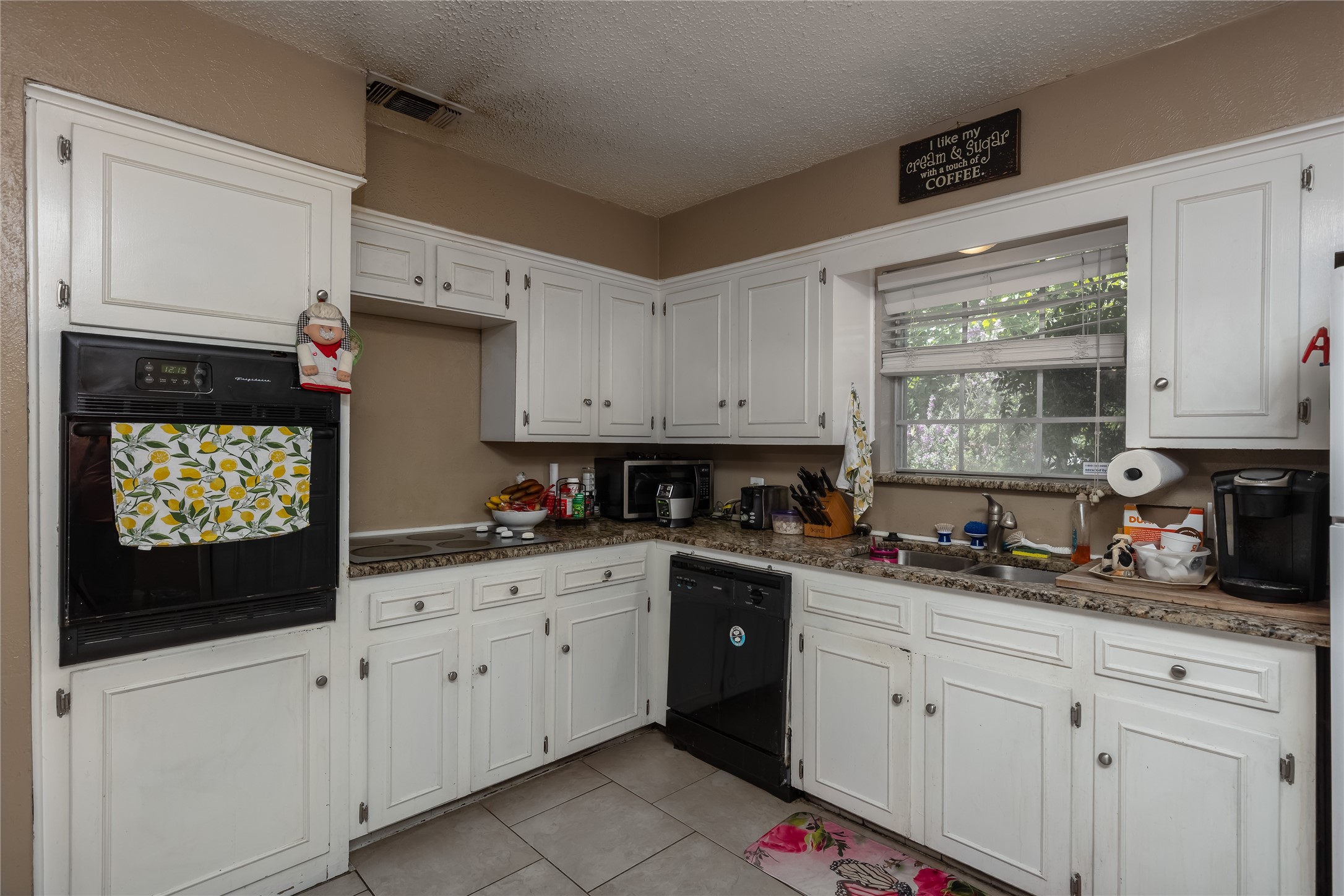 417 Rolling Hills Drive