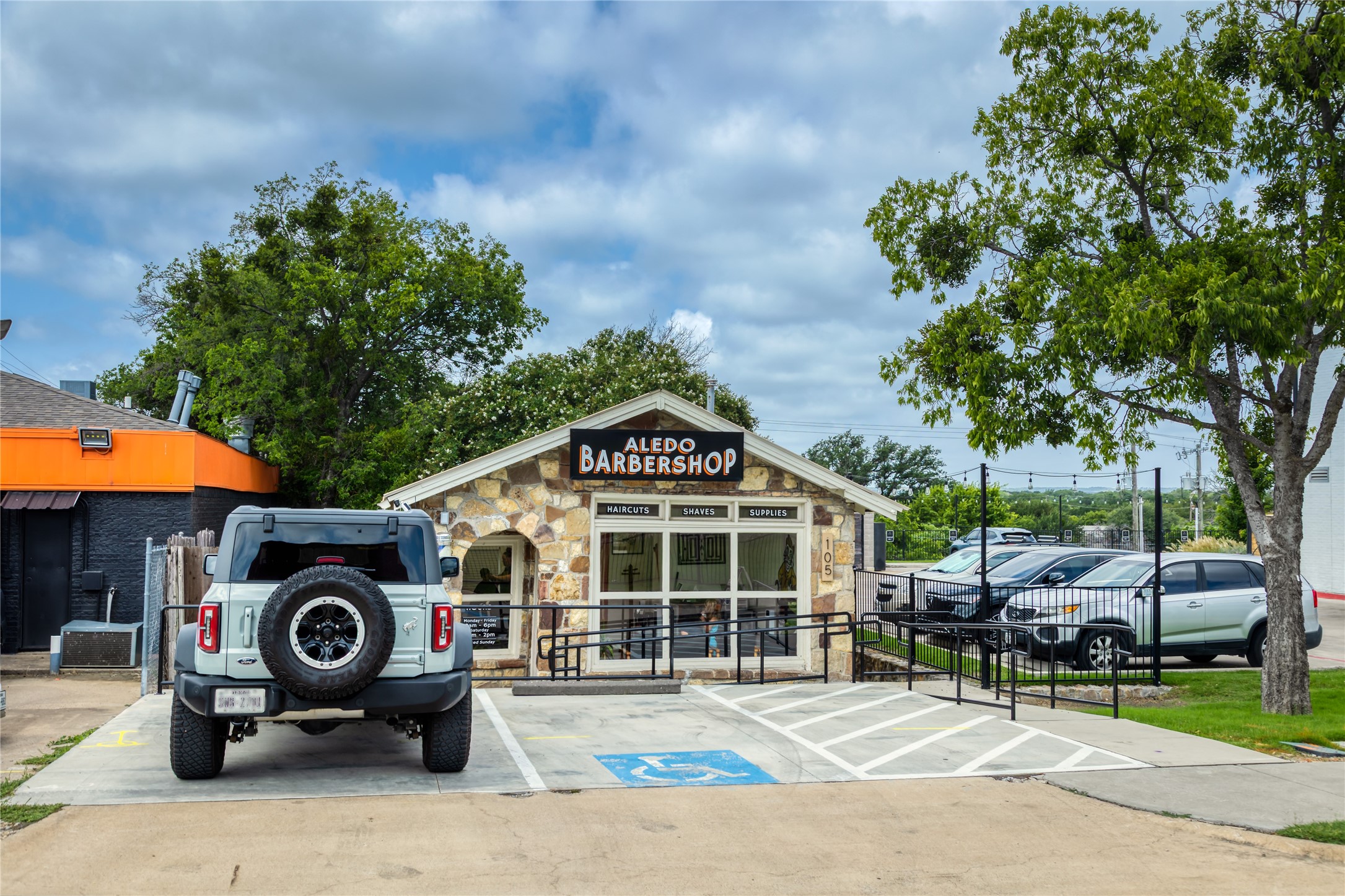 417 Rolling Hills Drive