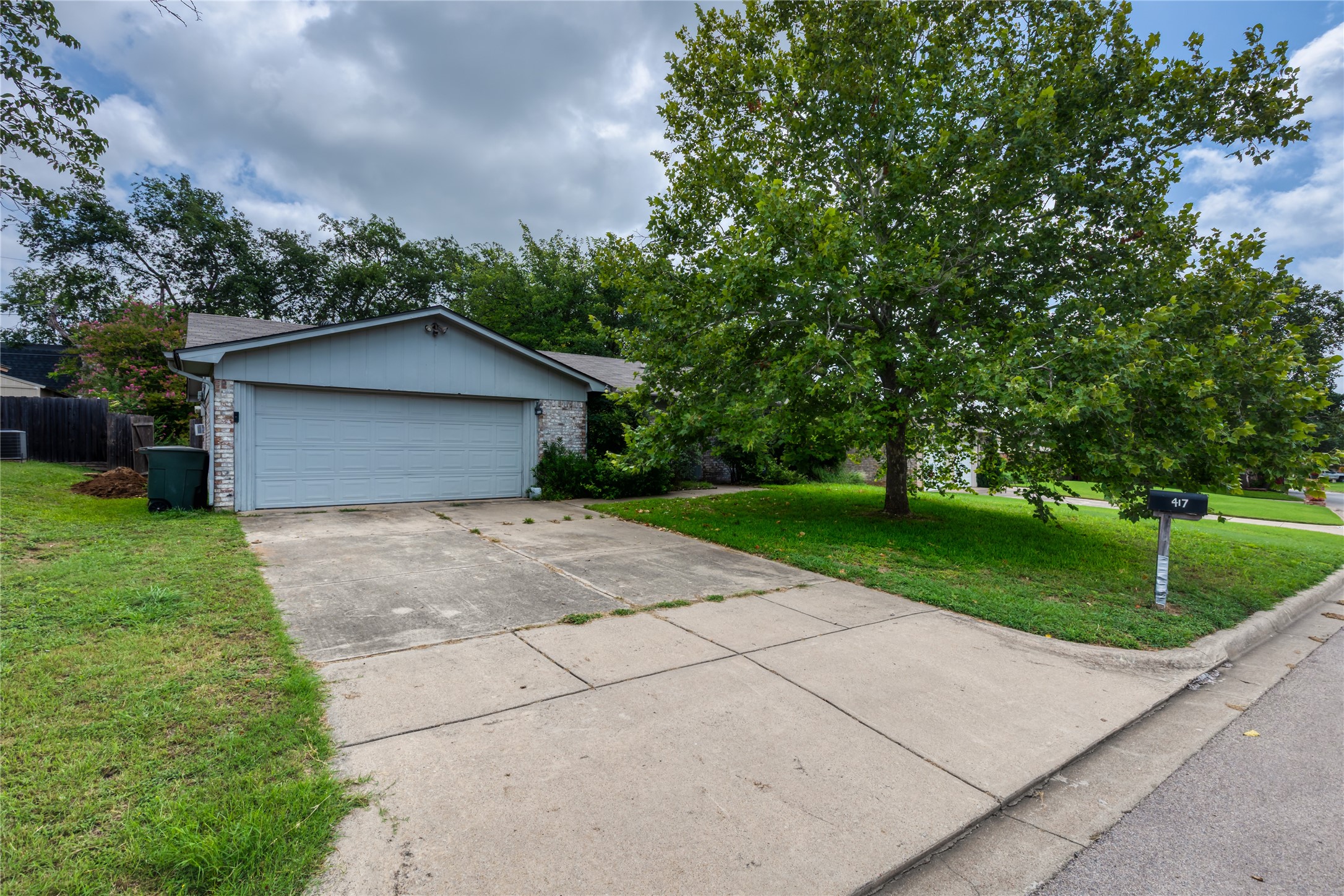 417 Rolling Hills Drive