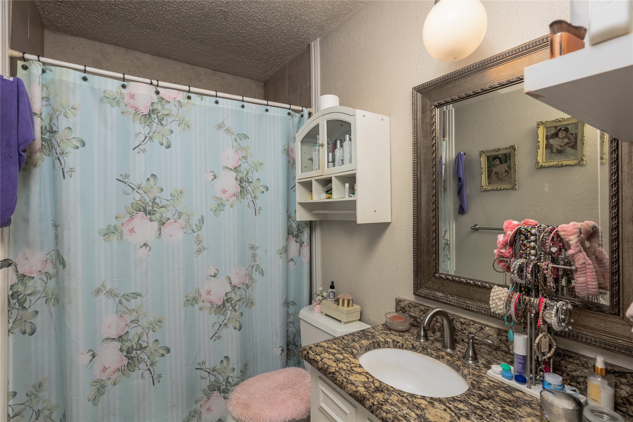 417 Rolling Hills Drive