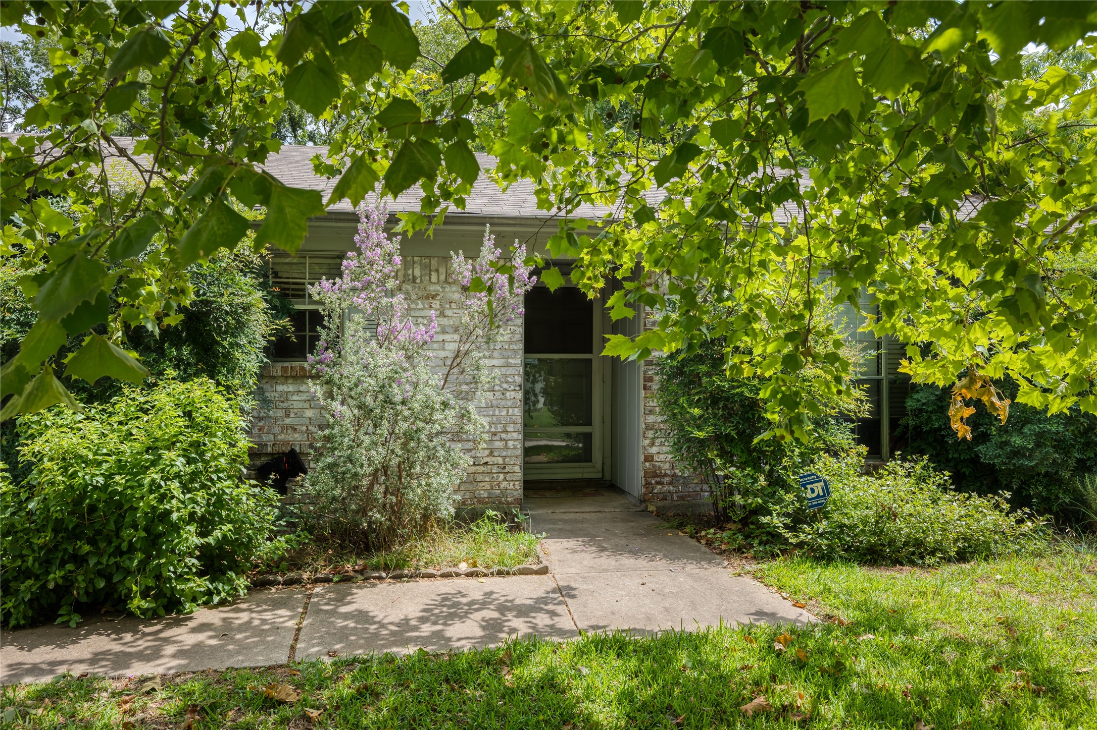 417 Rolling Hills Drive