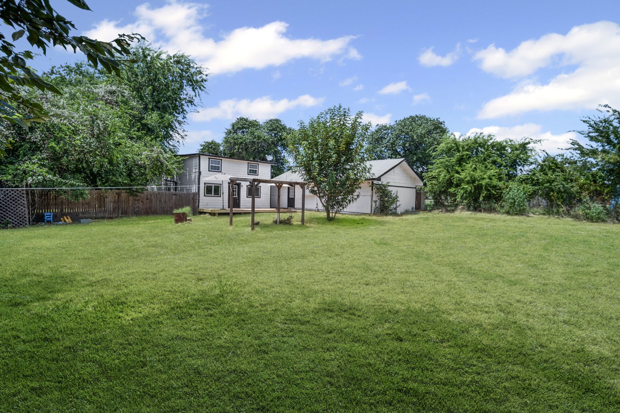 1608 Newsom Mound Road