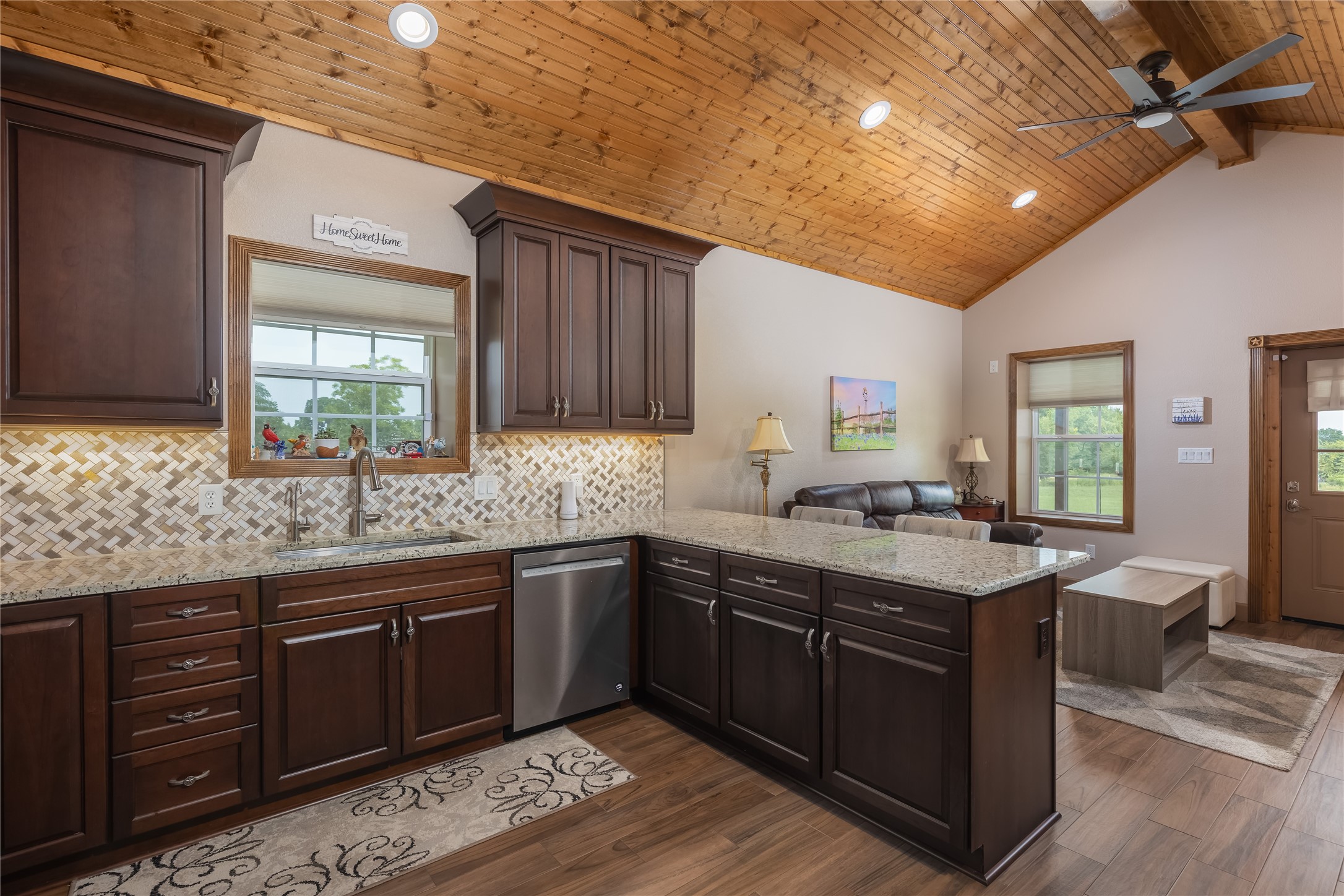 210 Spring Branch Trail N