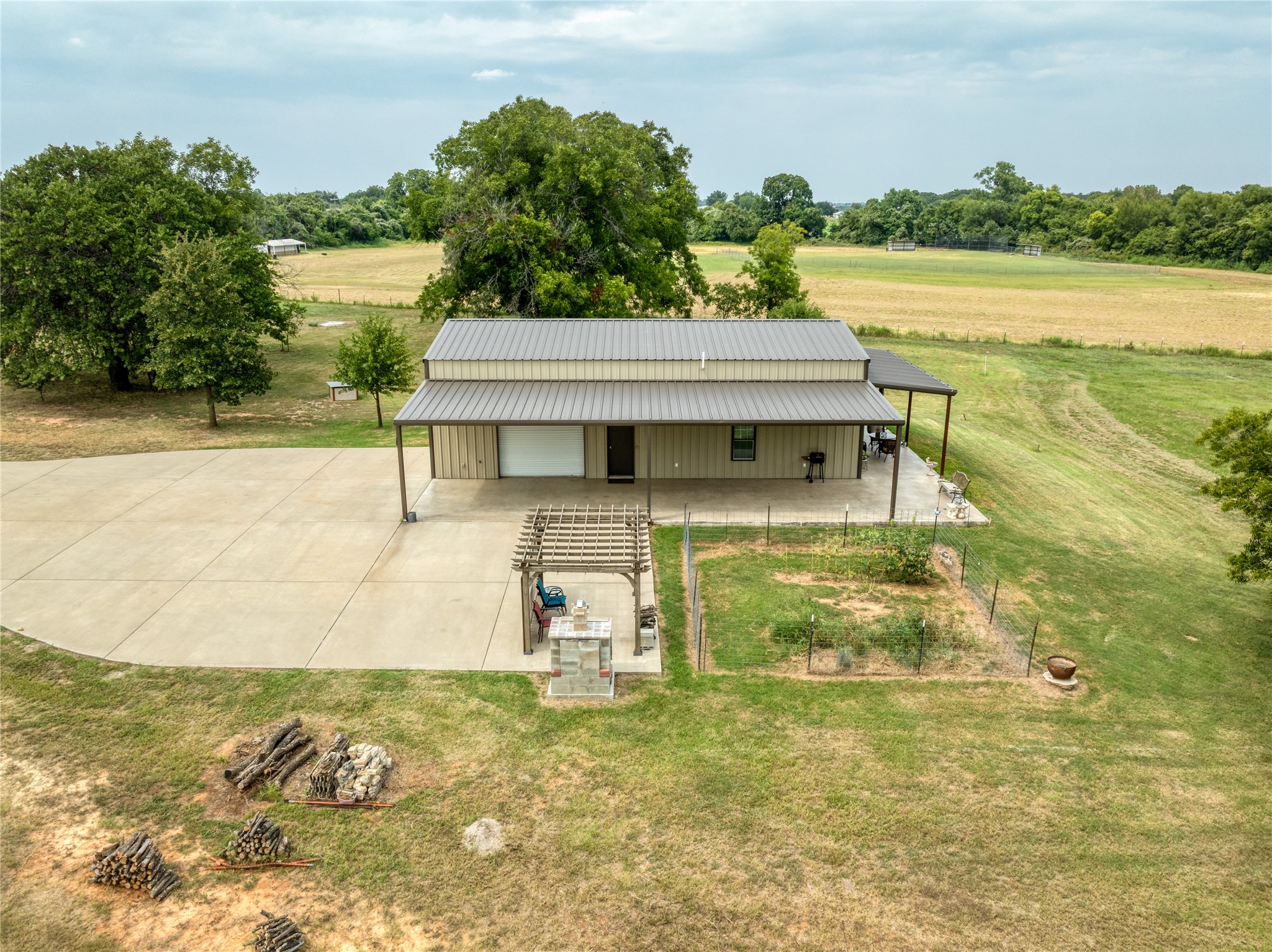 210 Spring Branch Trail N