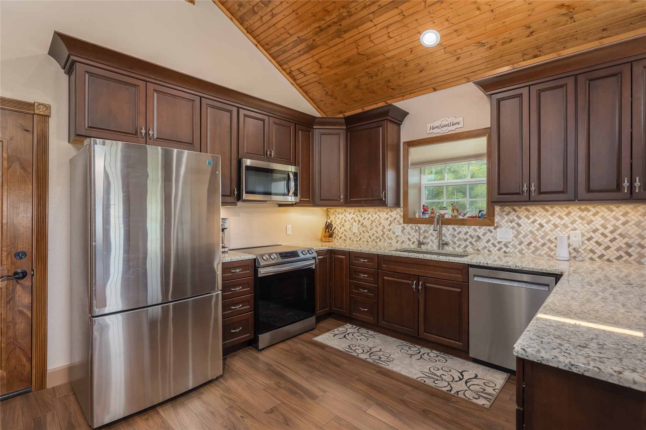 210 Spring Branch Trail N