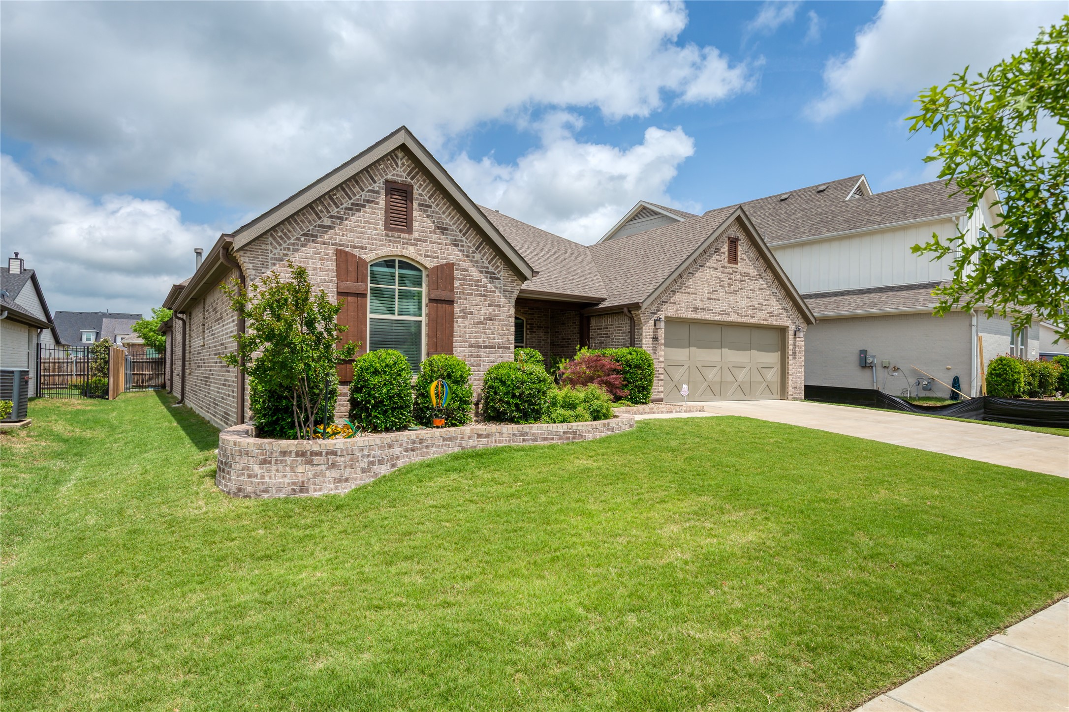 616 Point Vista Drive