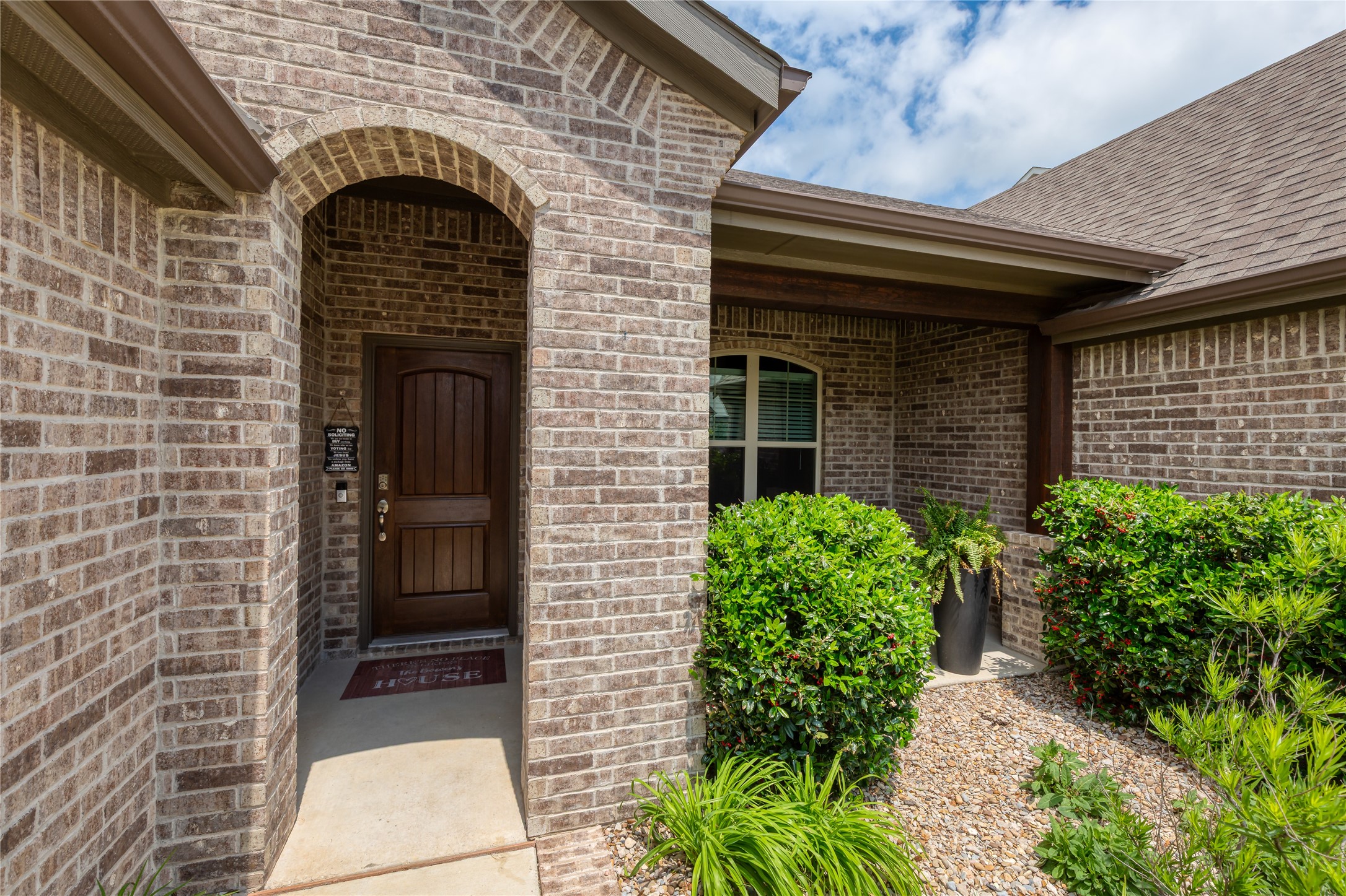 616 Point Vista Drive