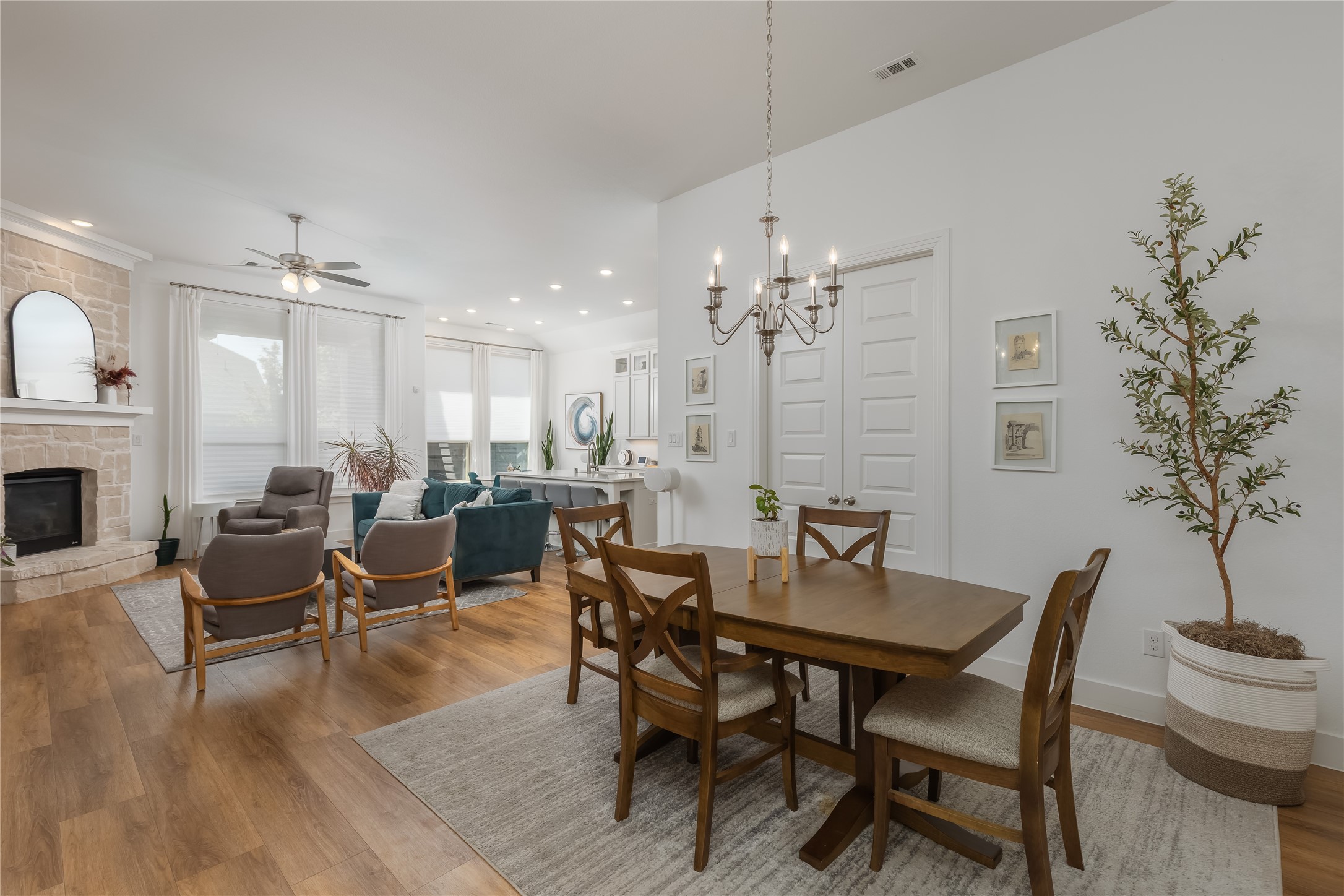 1128 Cottonseed Street