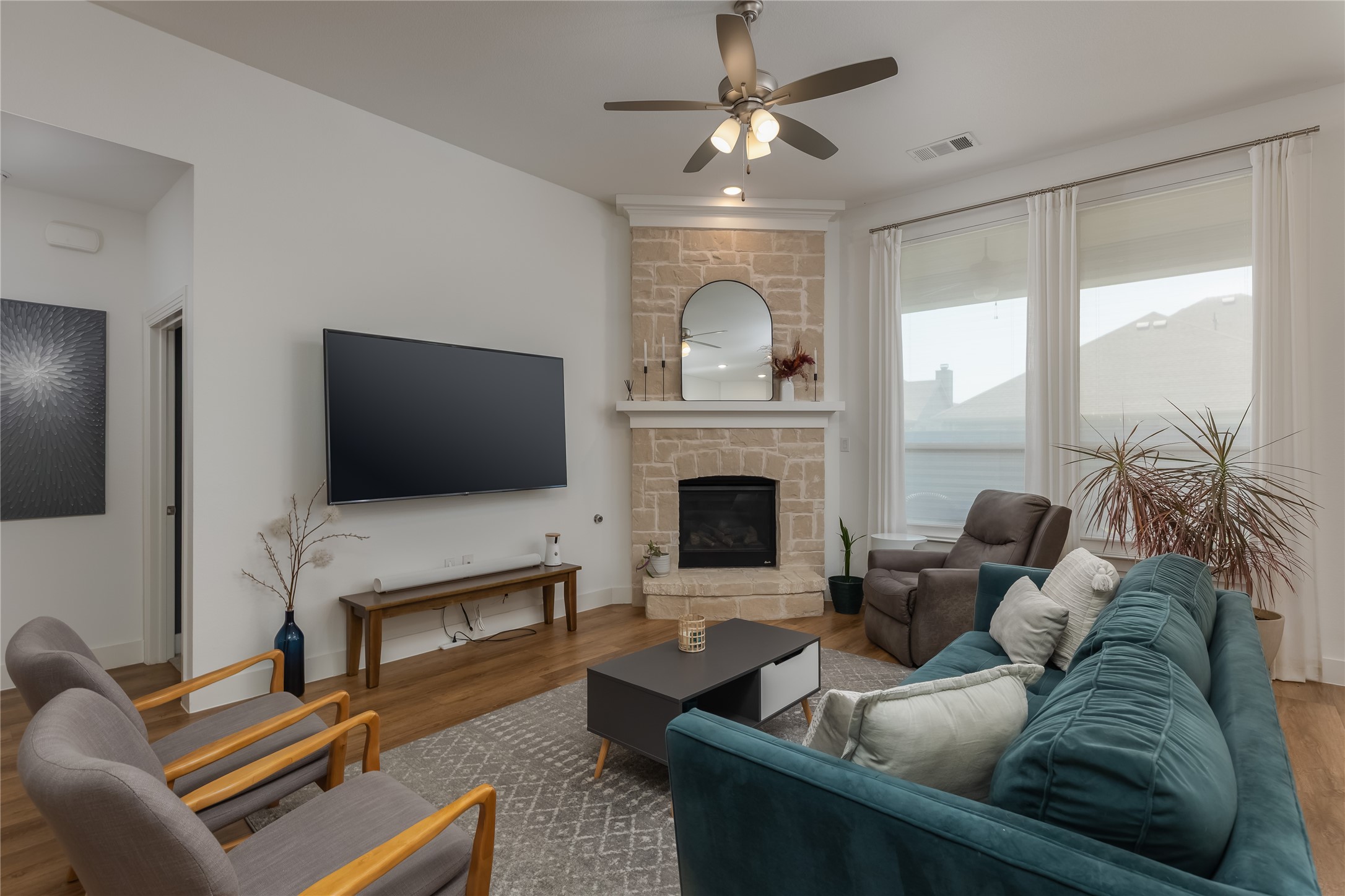 1128 Cottonseed Street