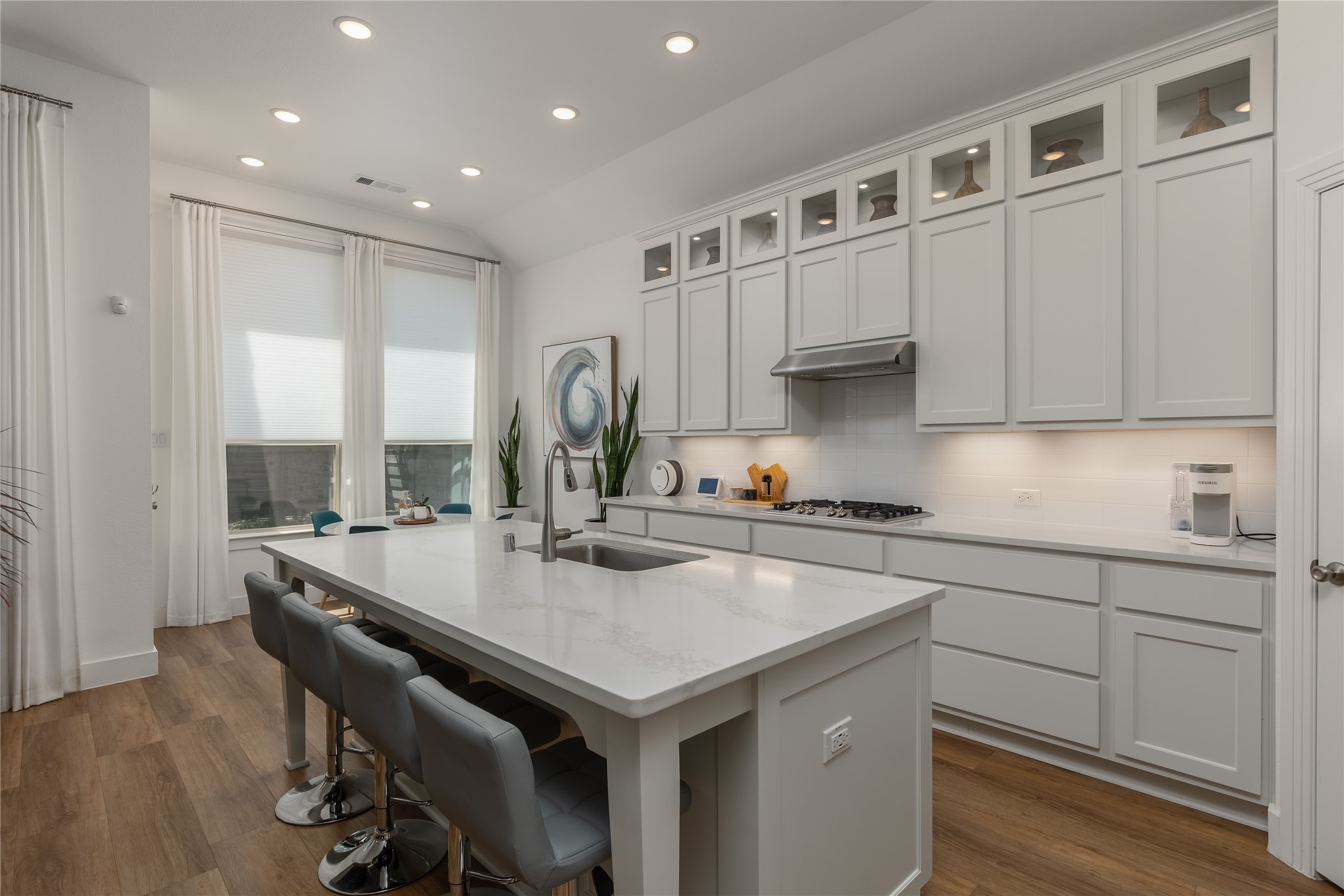 1128 Cottonseed Street