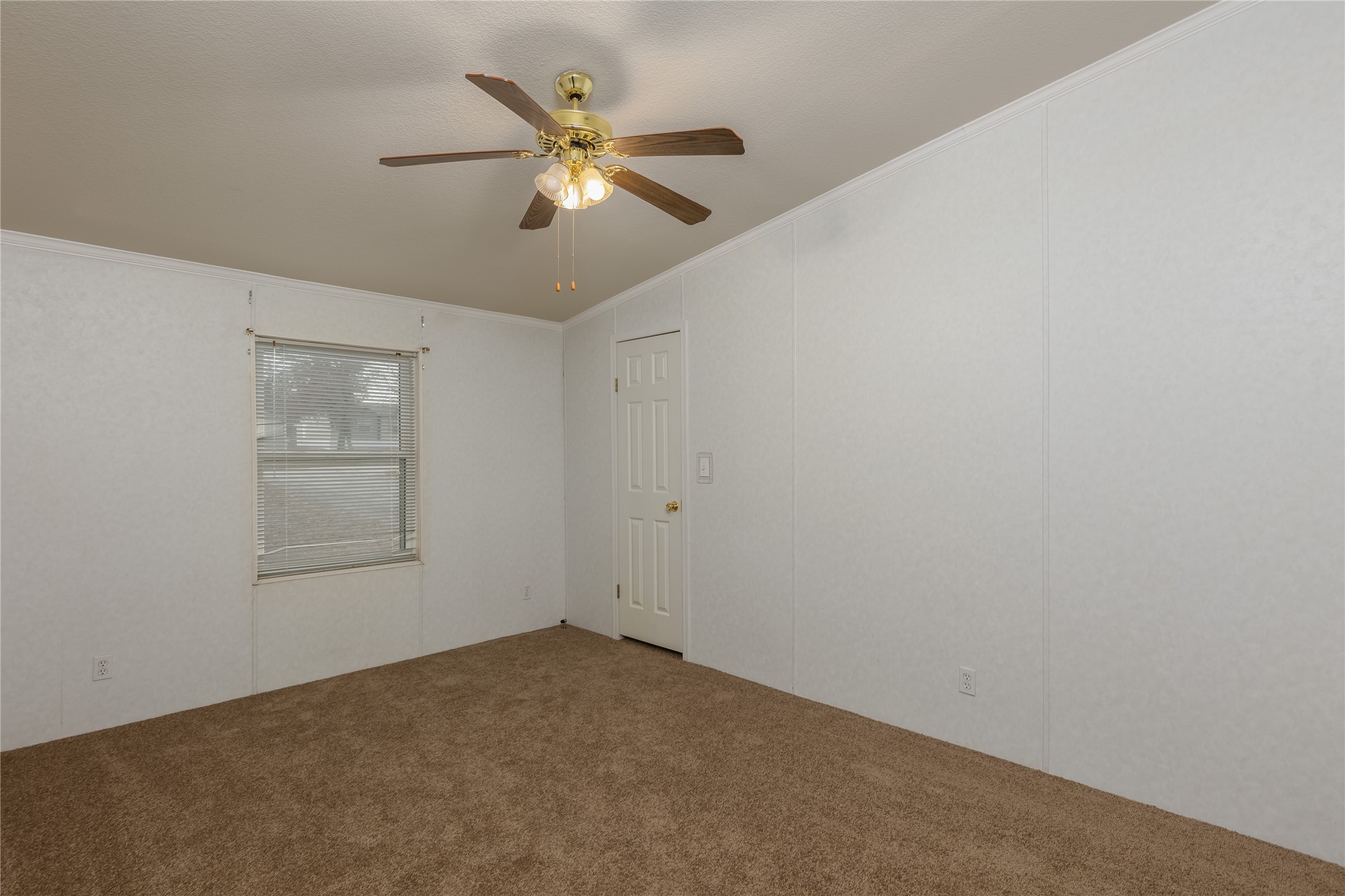 156 Northwoods Court