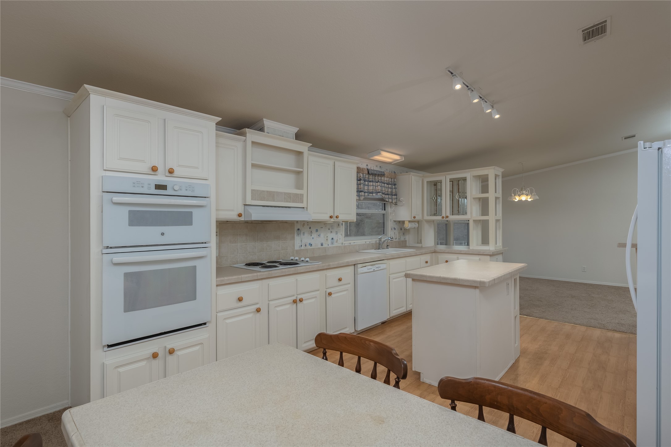 156 Northwoods Court