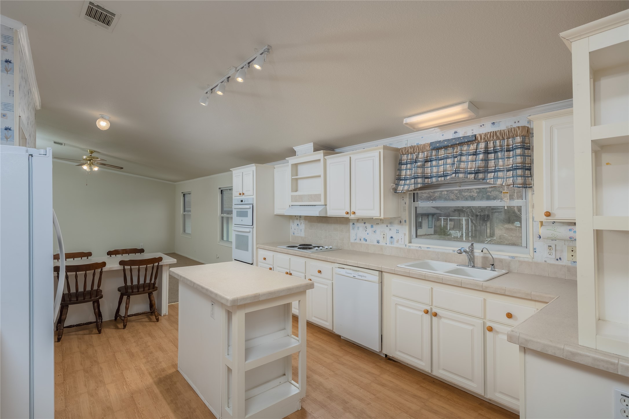 156 Northwoods Court