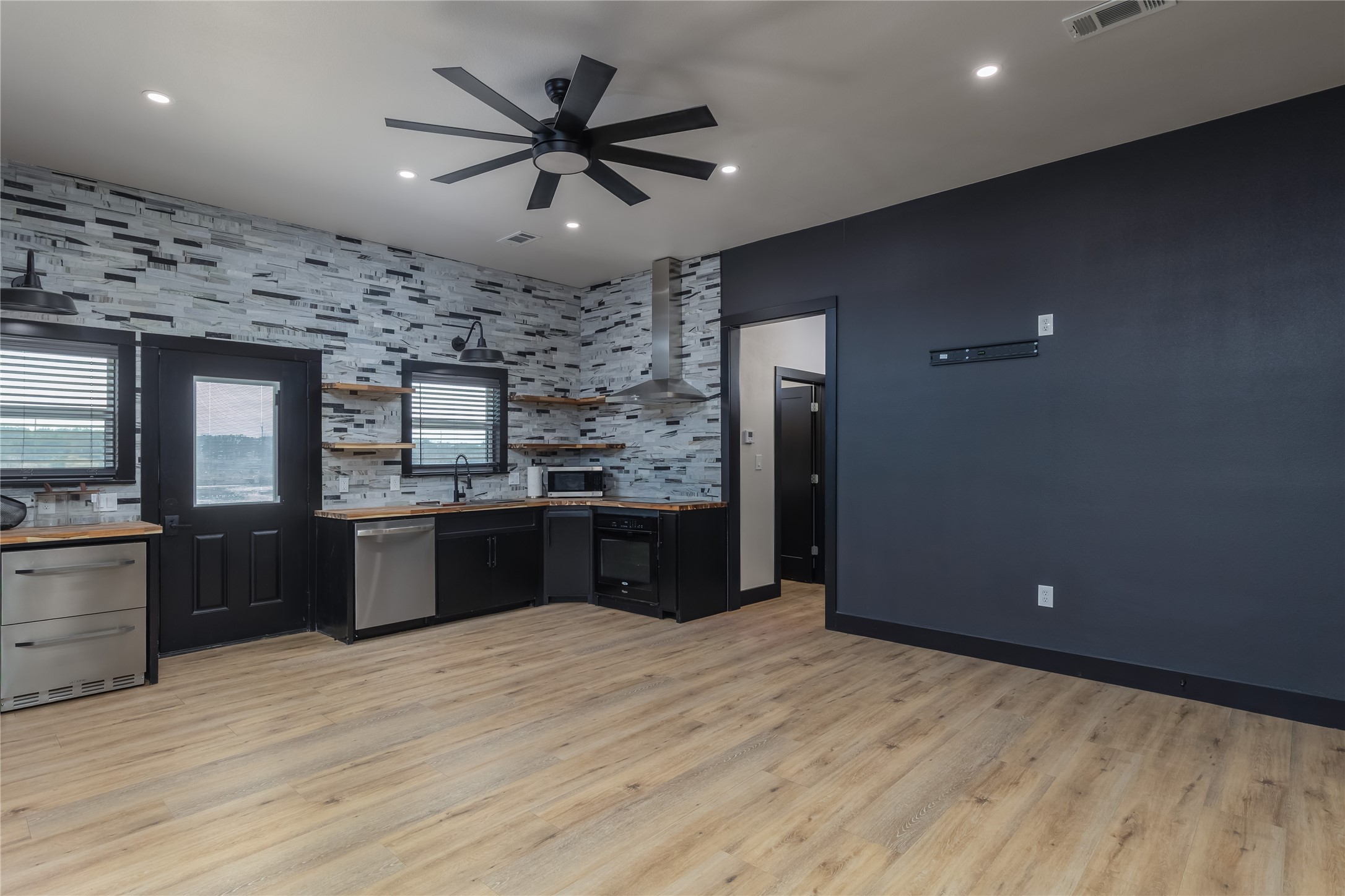 2015 Dobbs Valley Road