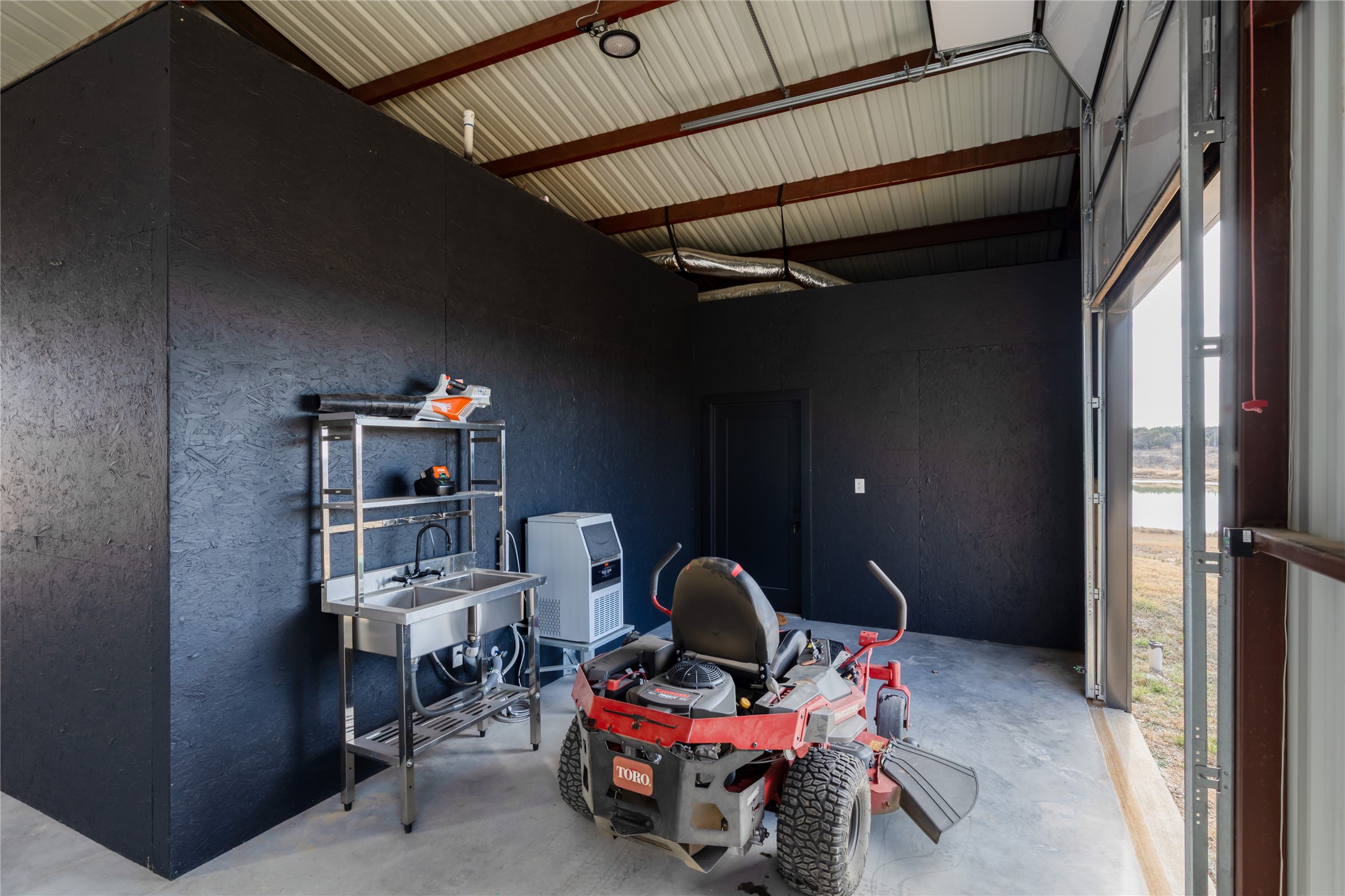 2015 Dobbs Valley Road