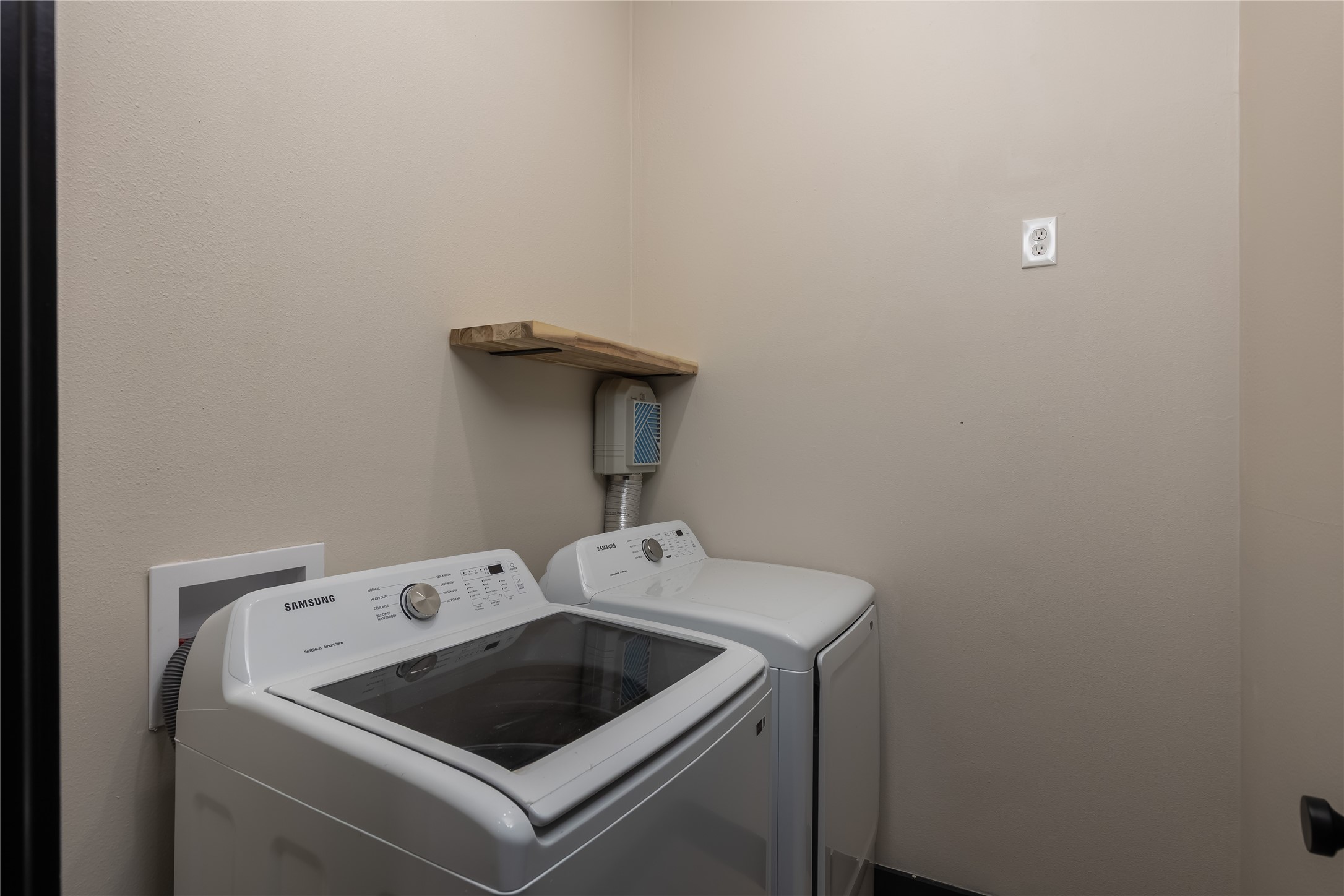 2015 Dobbs Valley Road