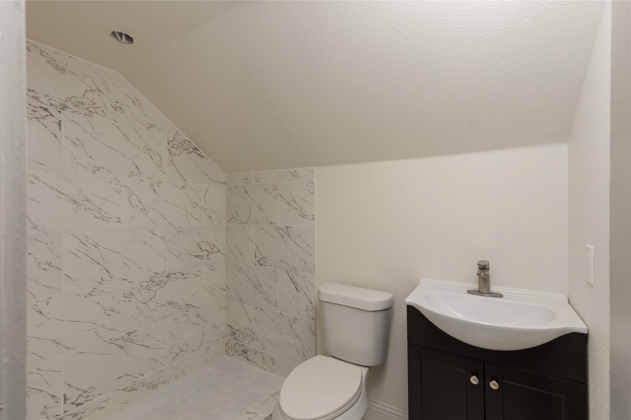 833 W Live Oak Street