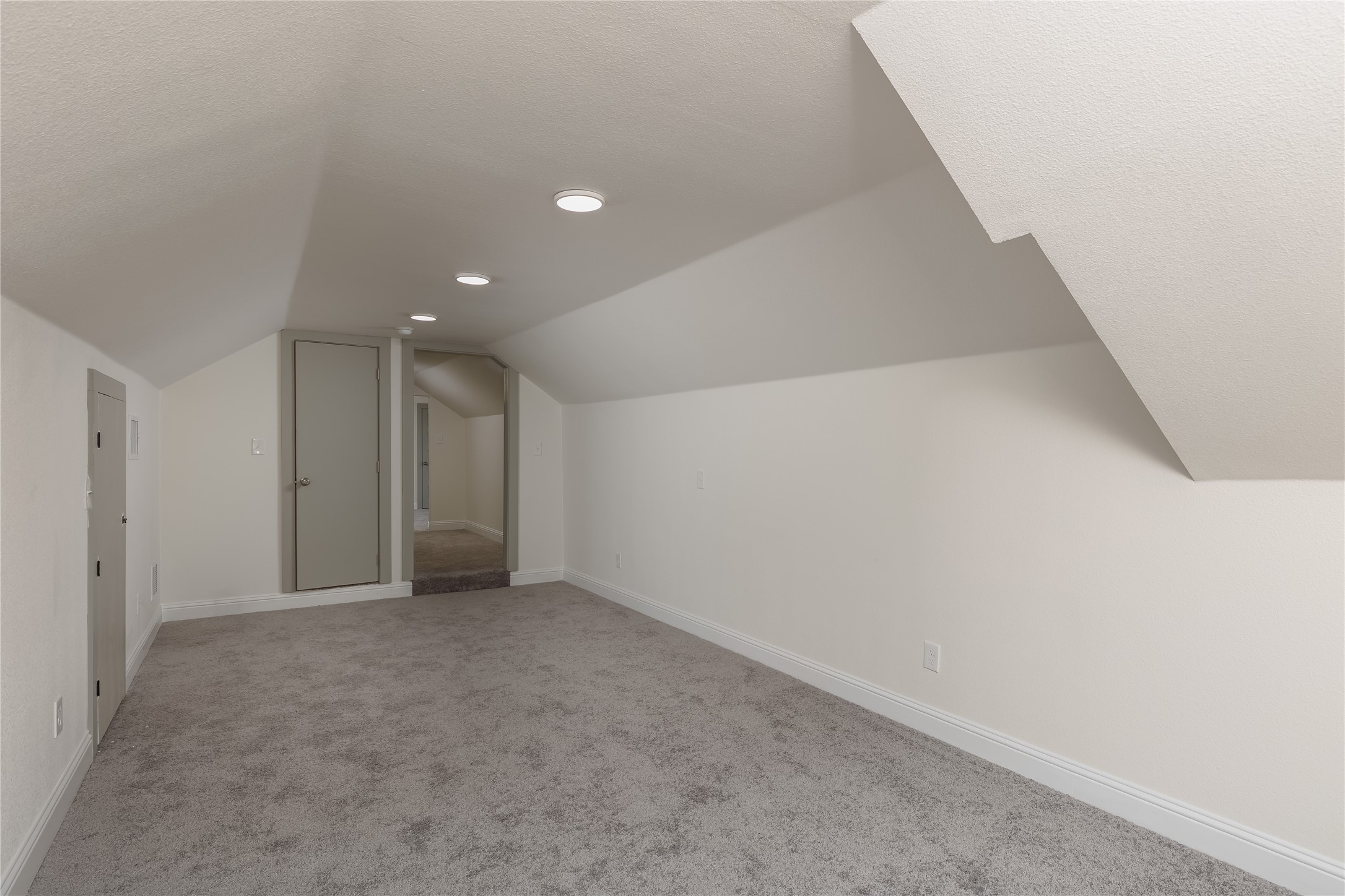 833 W Live Oak Street