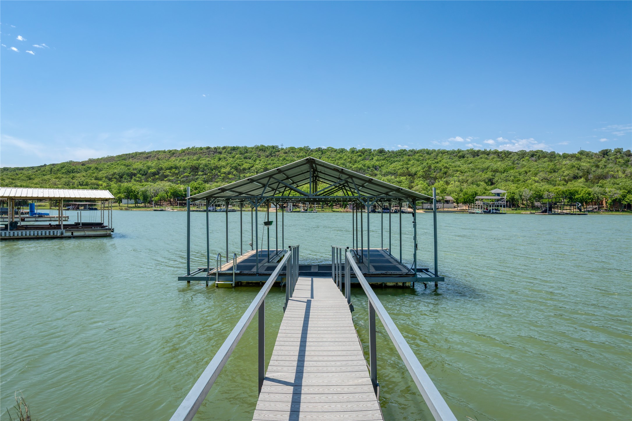 1780 S Lakeview Drive