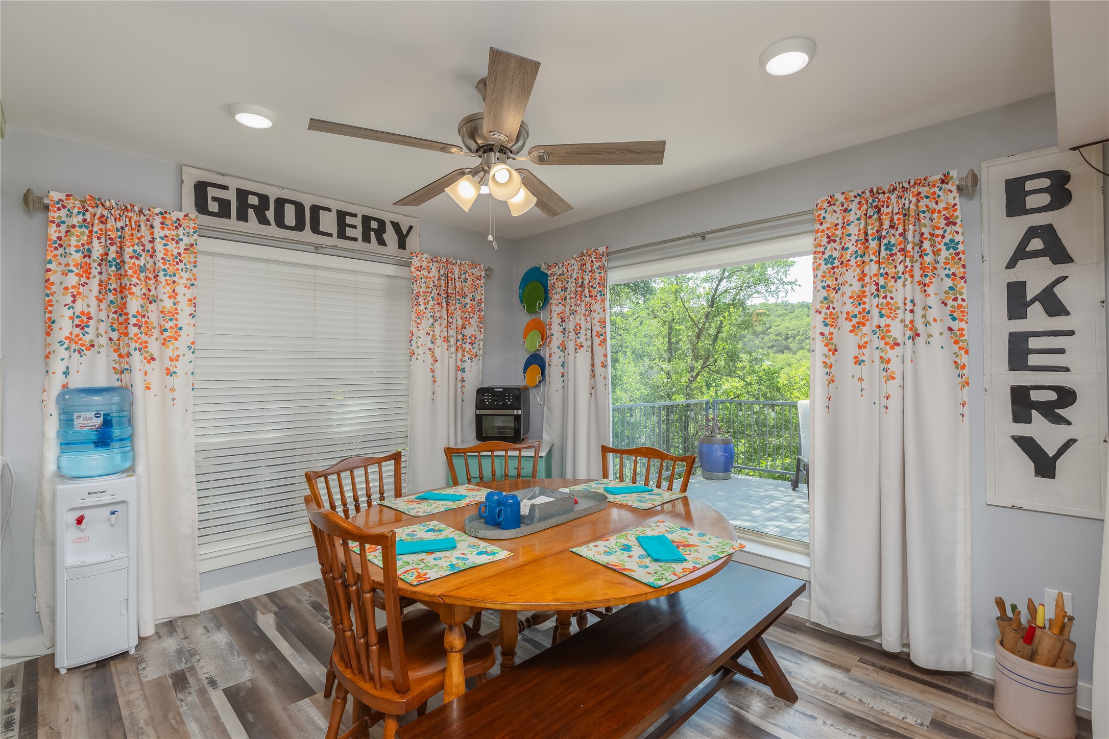 1780 S Lakeview Drive