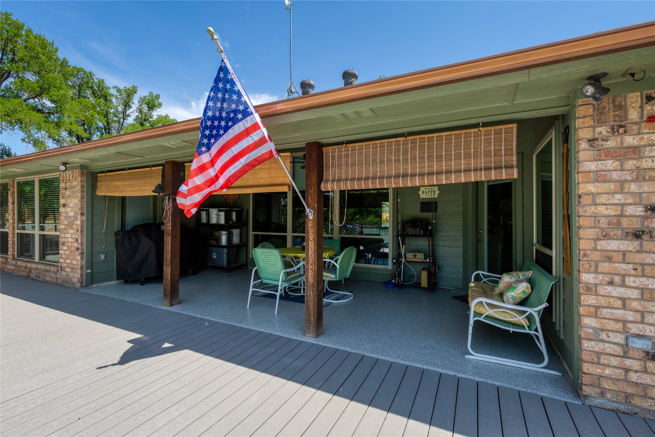 1780 S Lakeview Drive