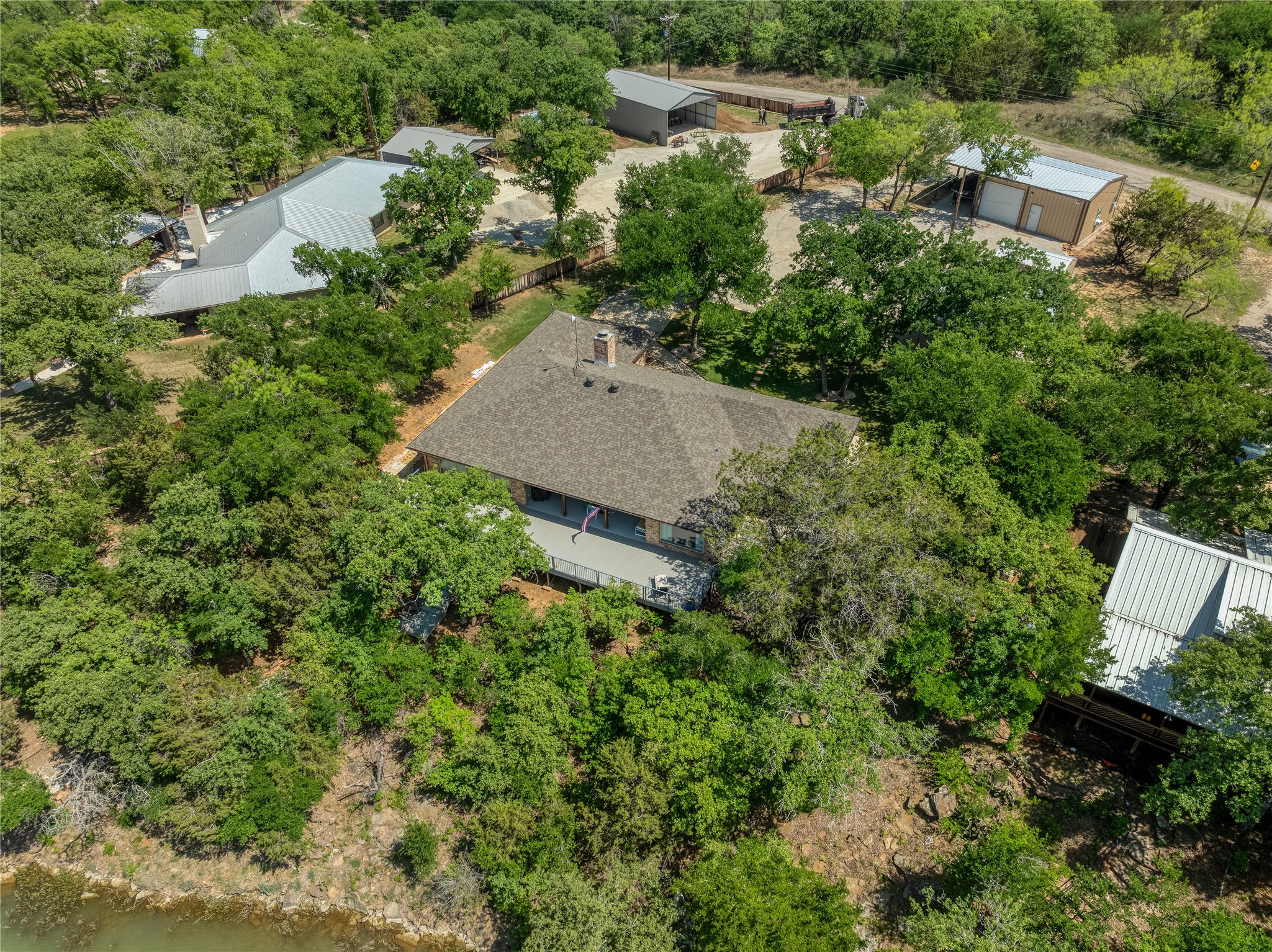 1780 S Lakeview Drive