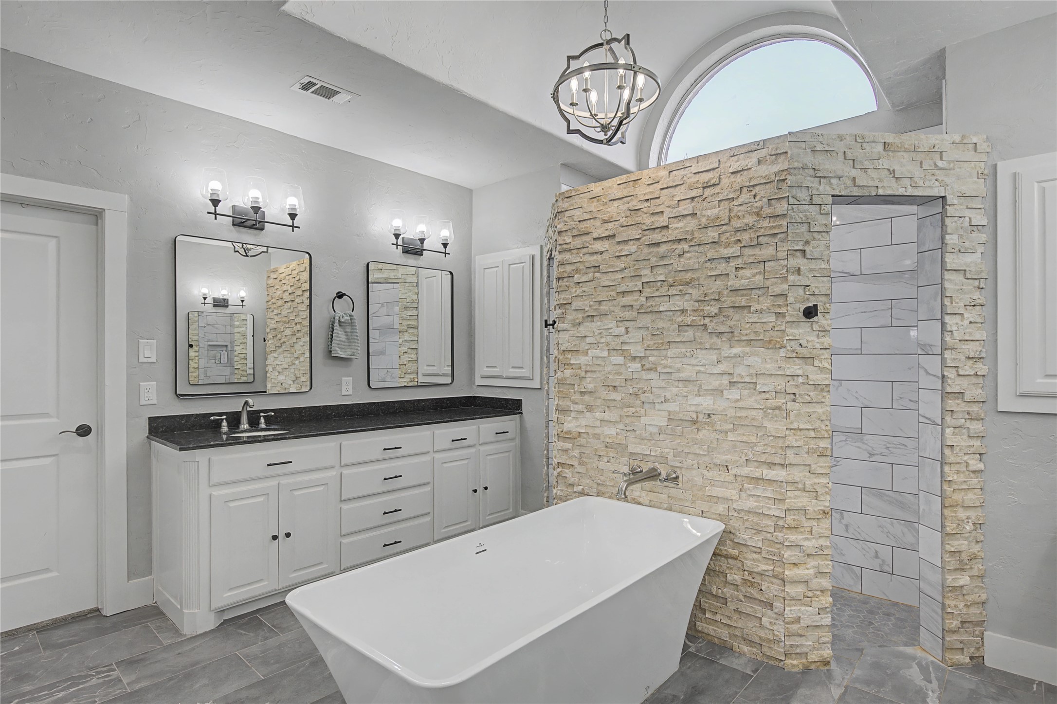 113 Club House Drive