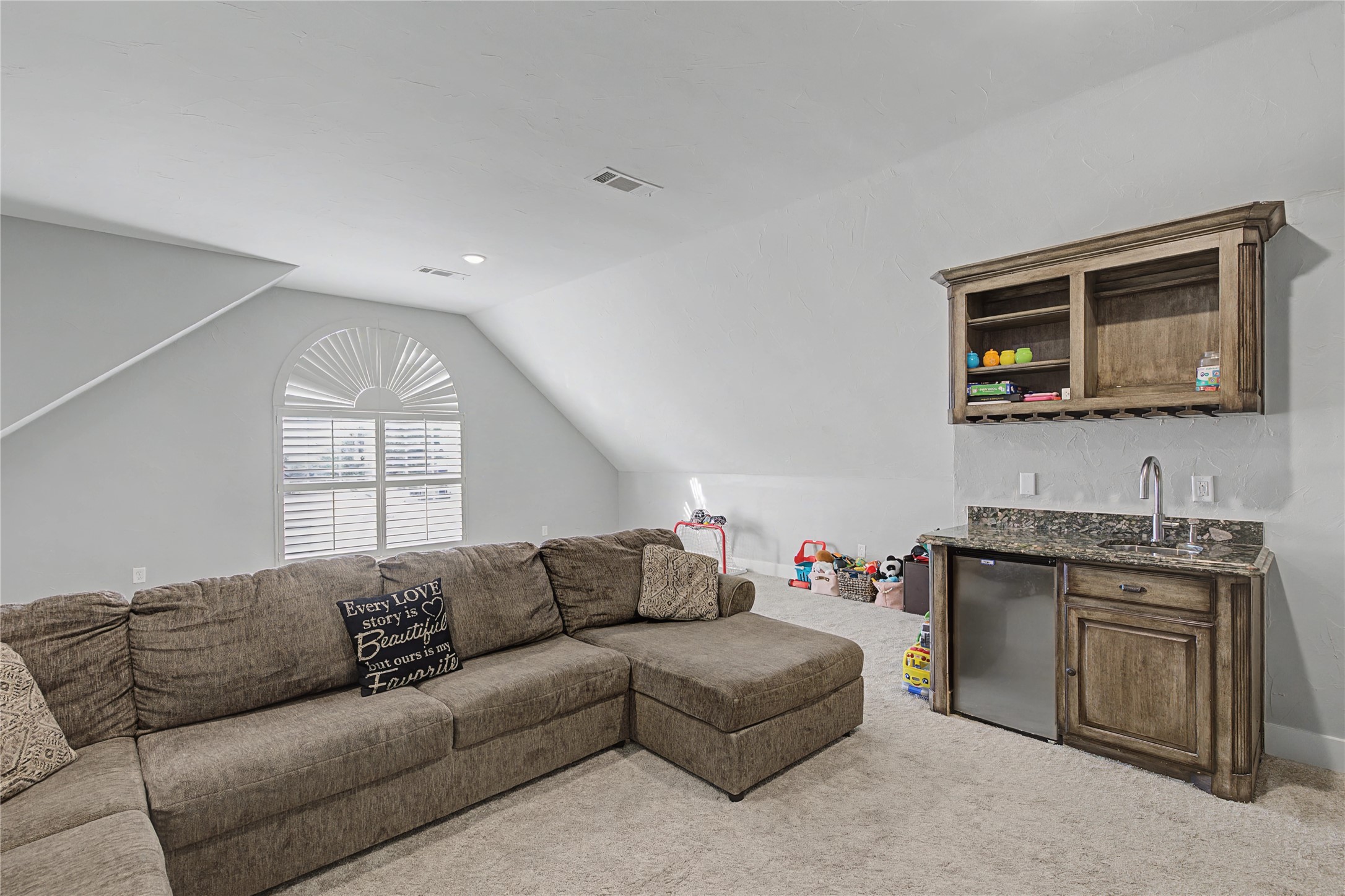 113 Club House Drive