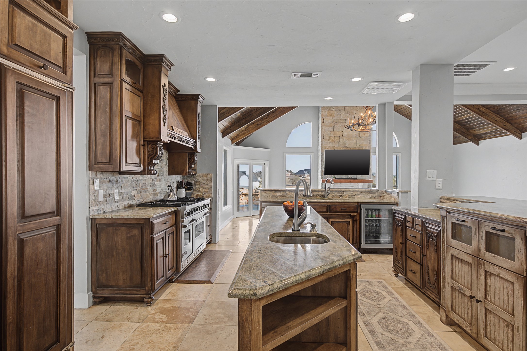 113 Club House Drive