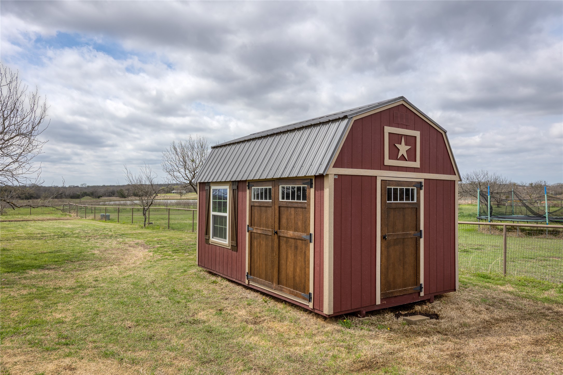 138 Post Oak Way