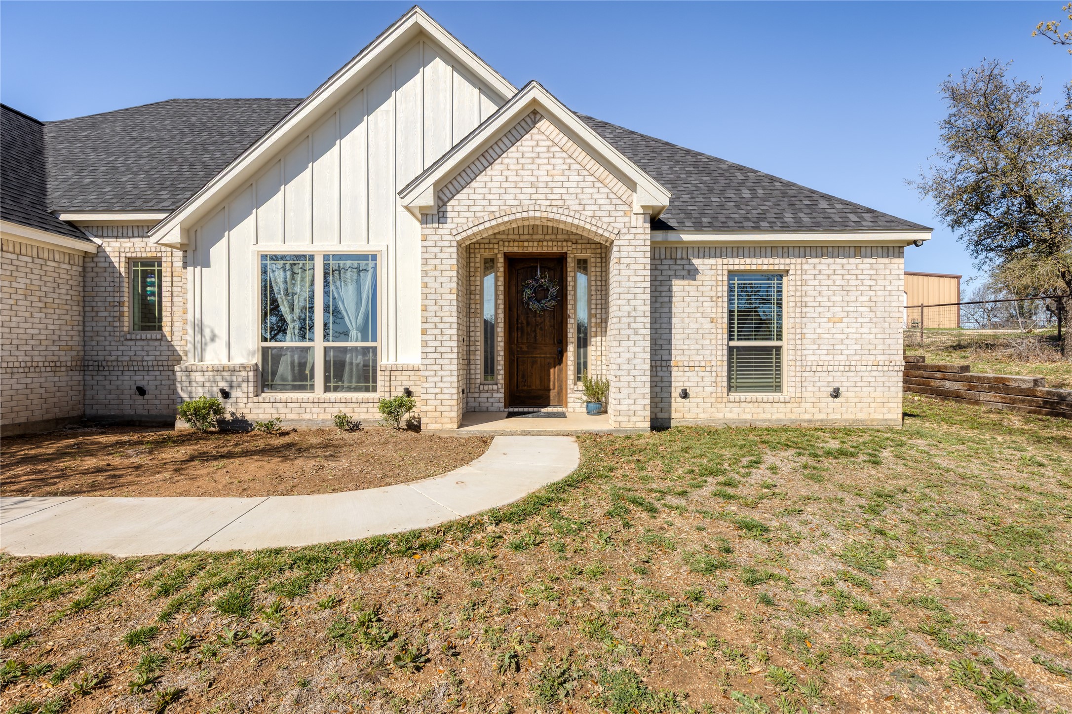 1041 Tex Lane