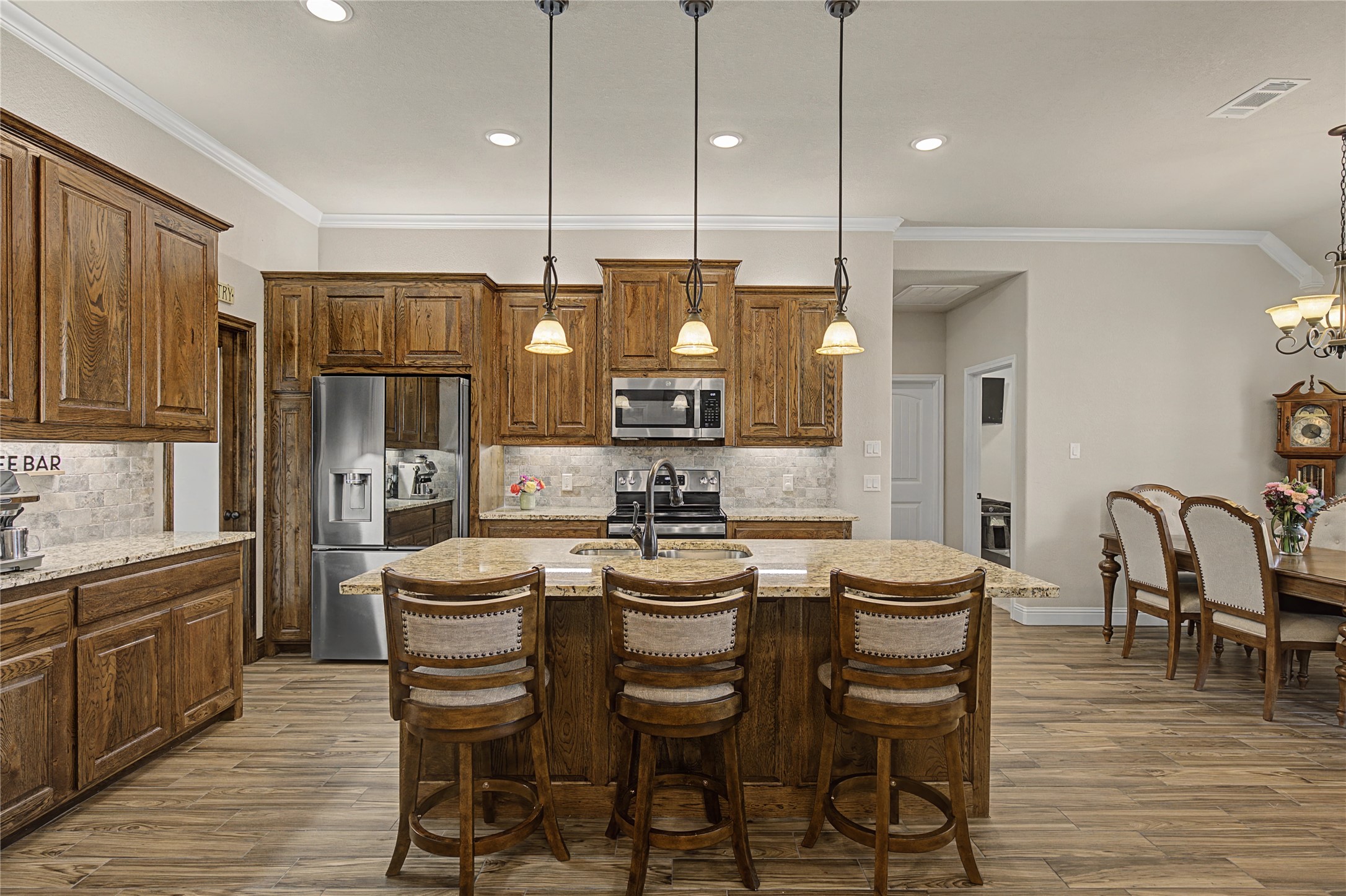 1041 Tex Lane