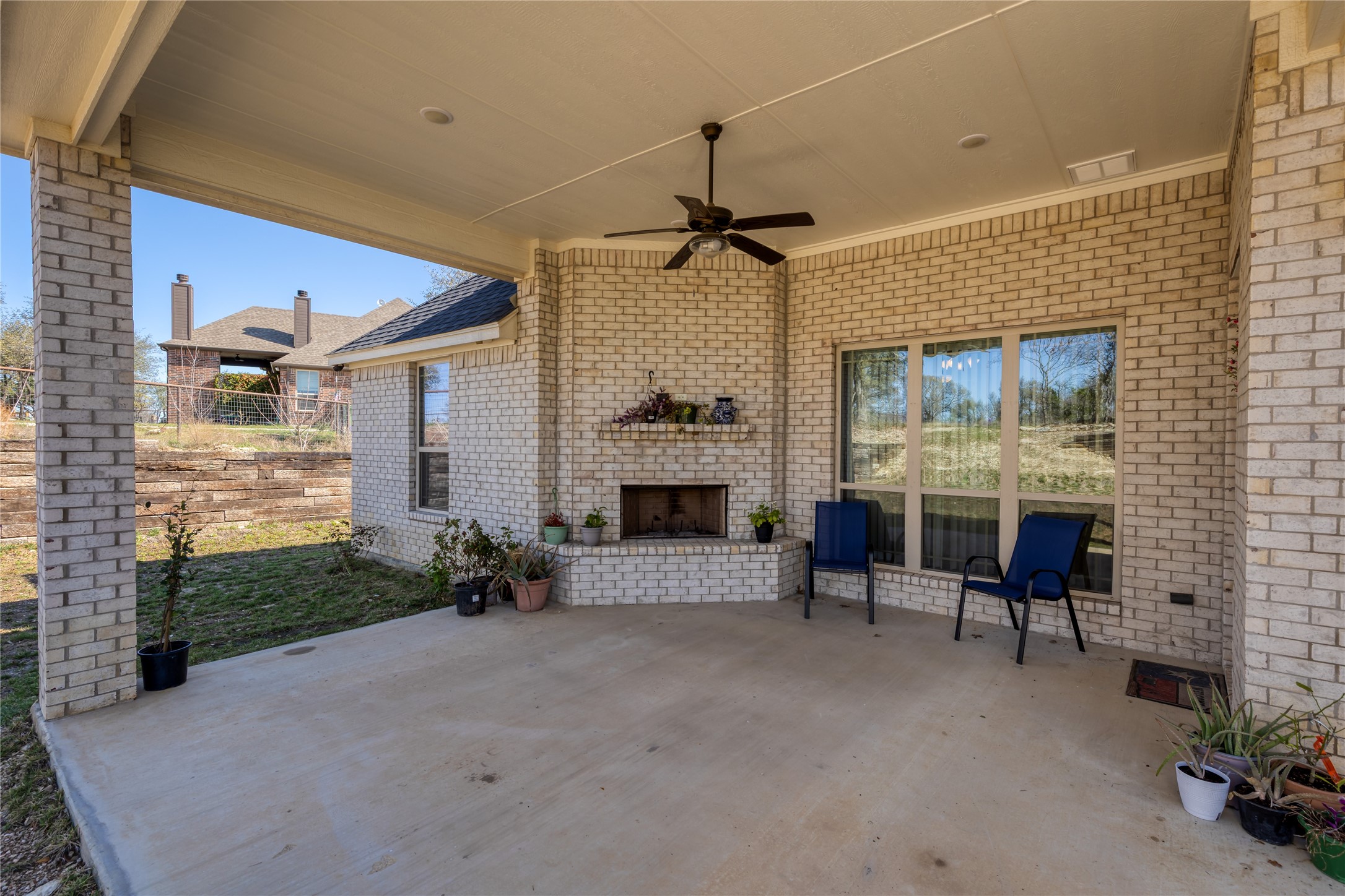 1041 Tex Lane