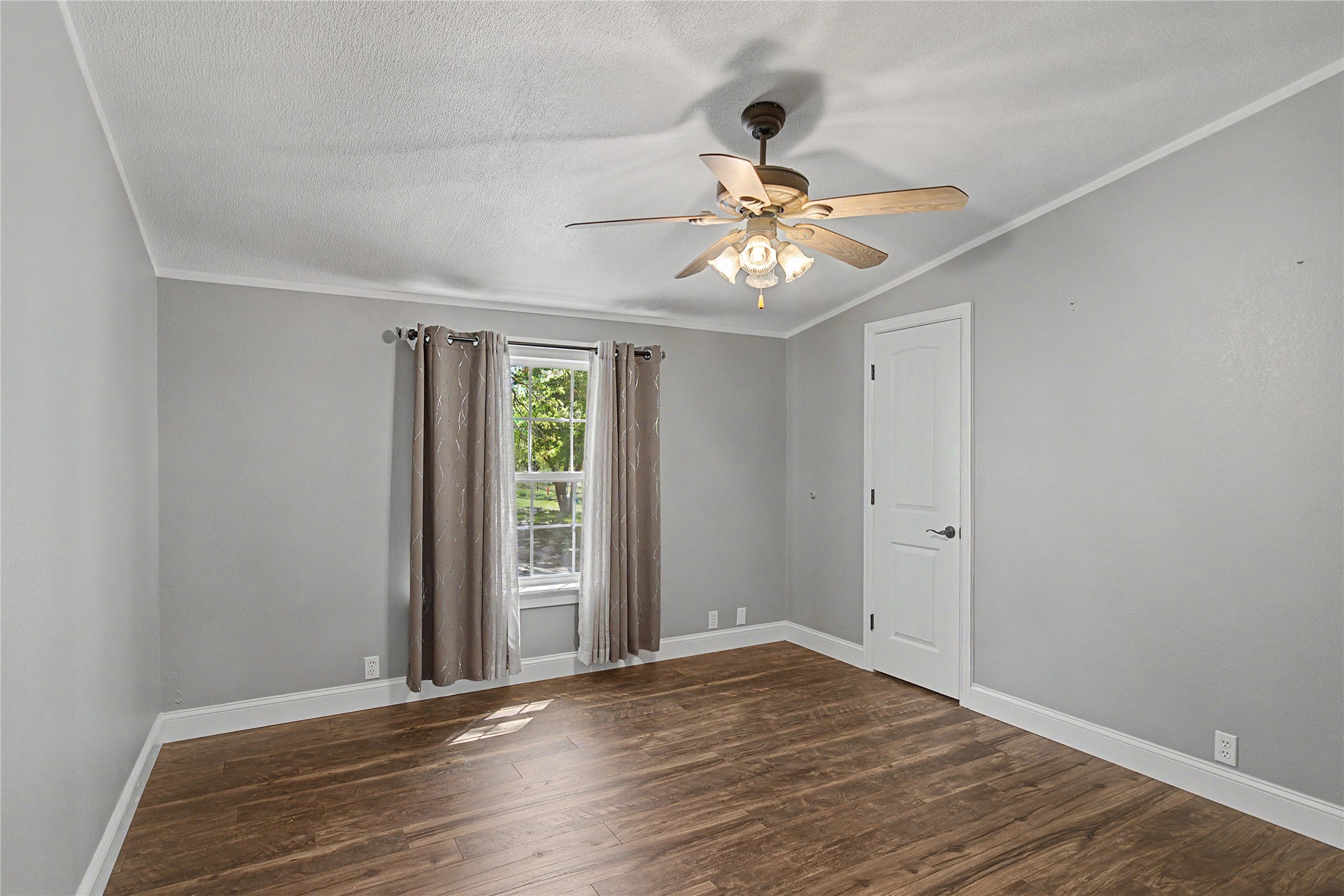 1701 Central Road