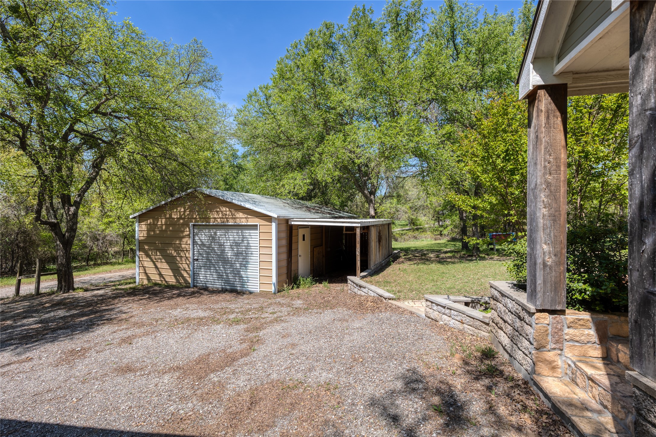 1701 Central Road