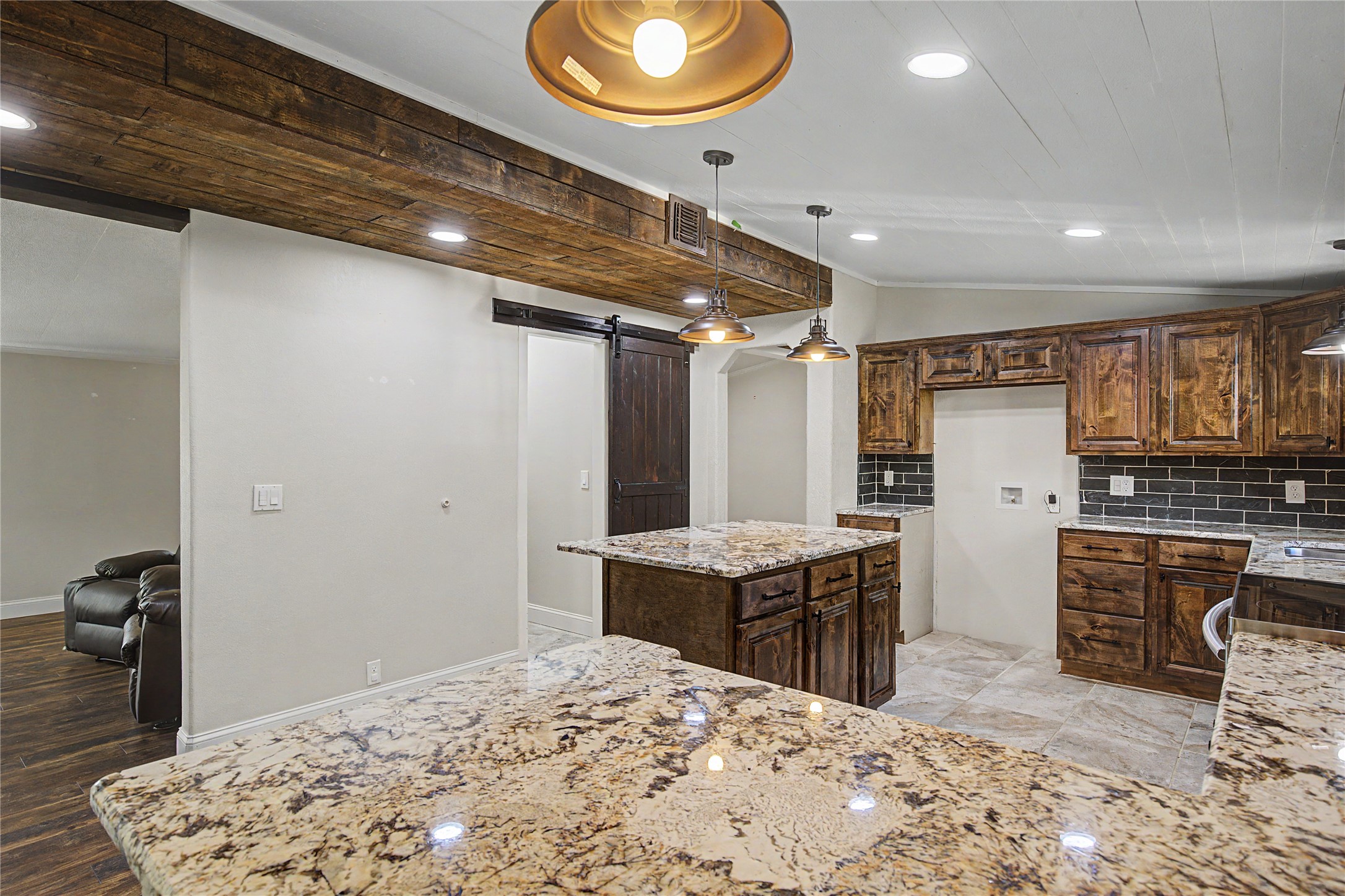 1701 Central Road