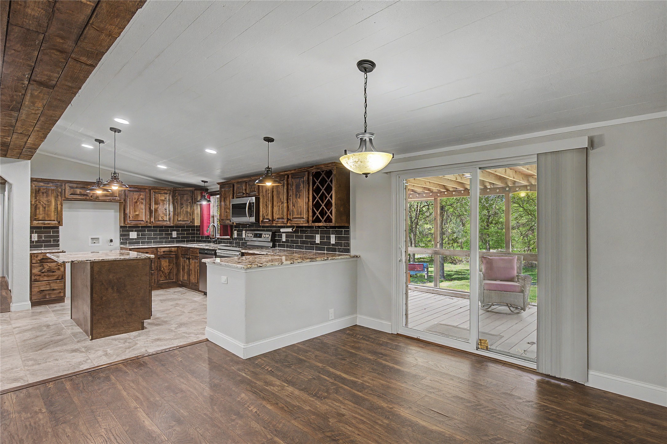 1701 Central Road