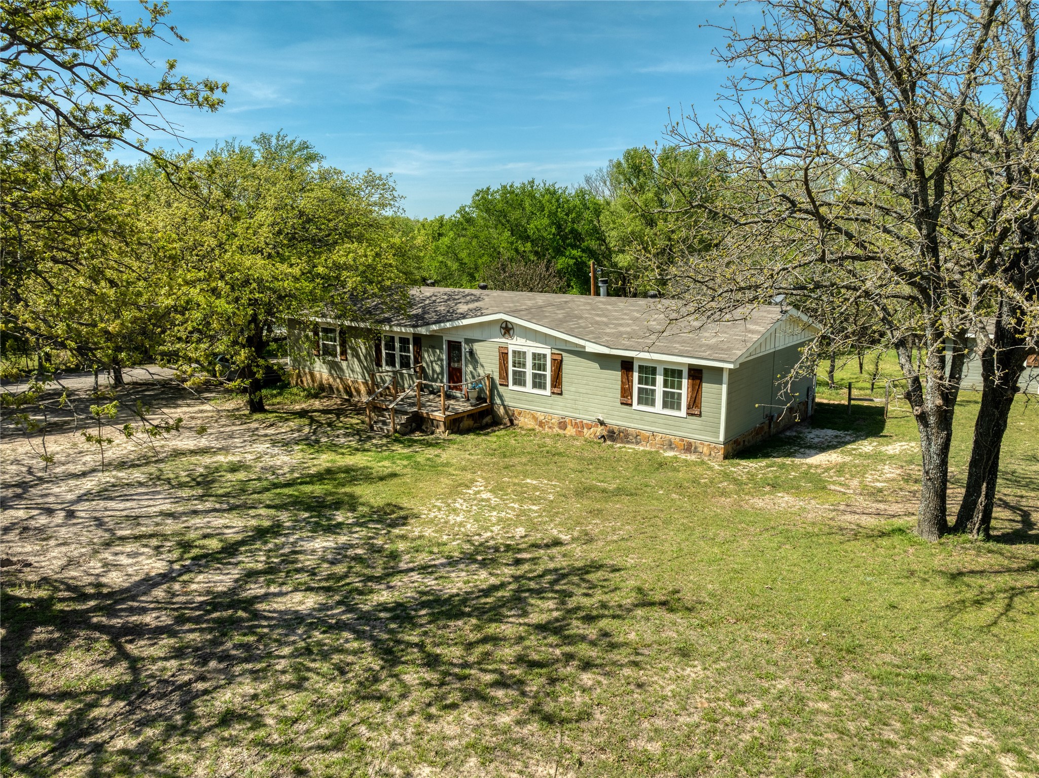 1701 Central Road