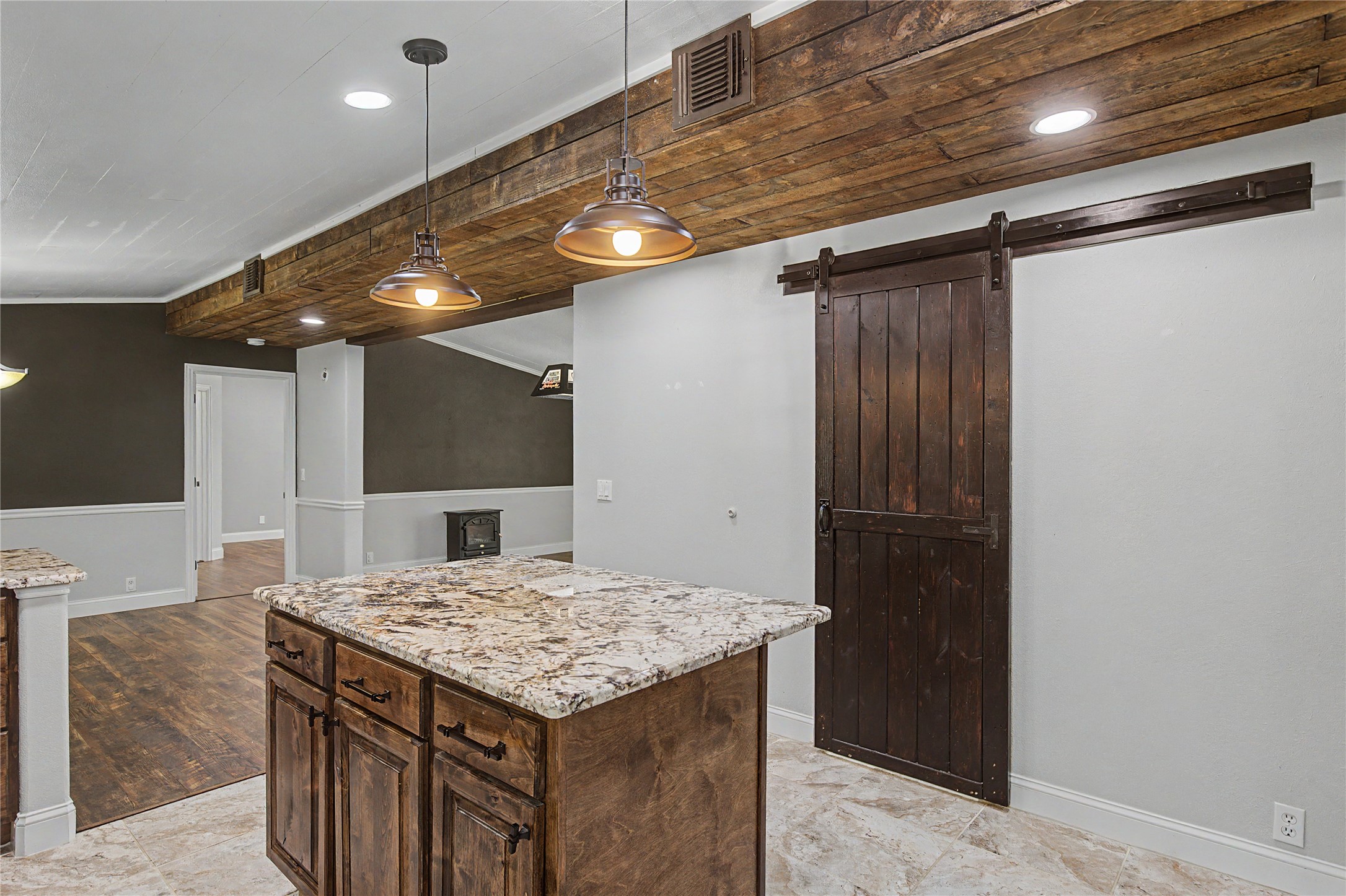 1701 Central Road