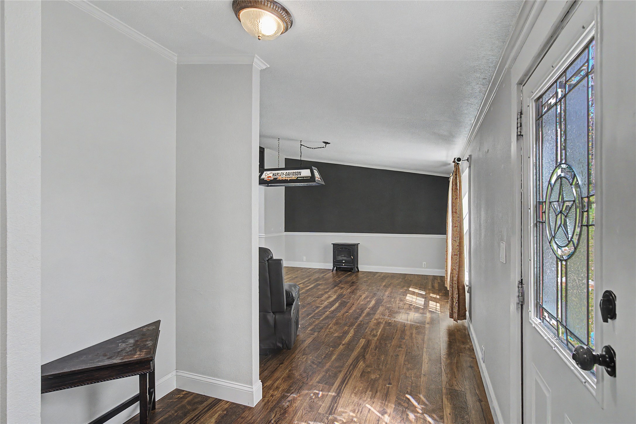 1701 Central Road