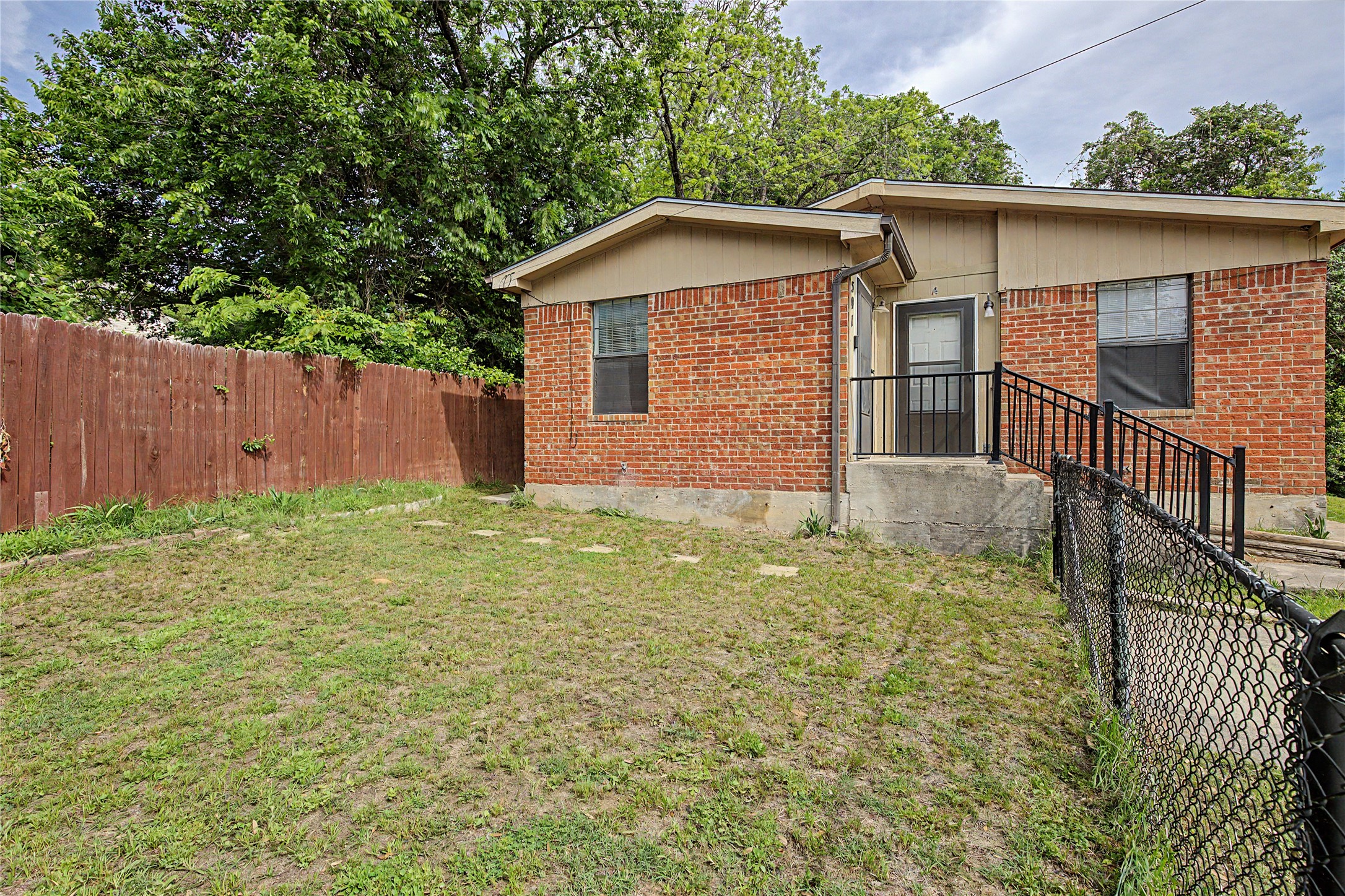 501 Byron Street