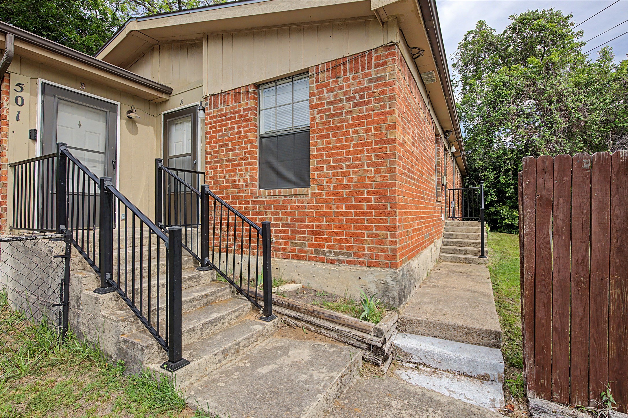 501 Byron Street