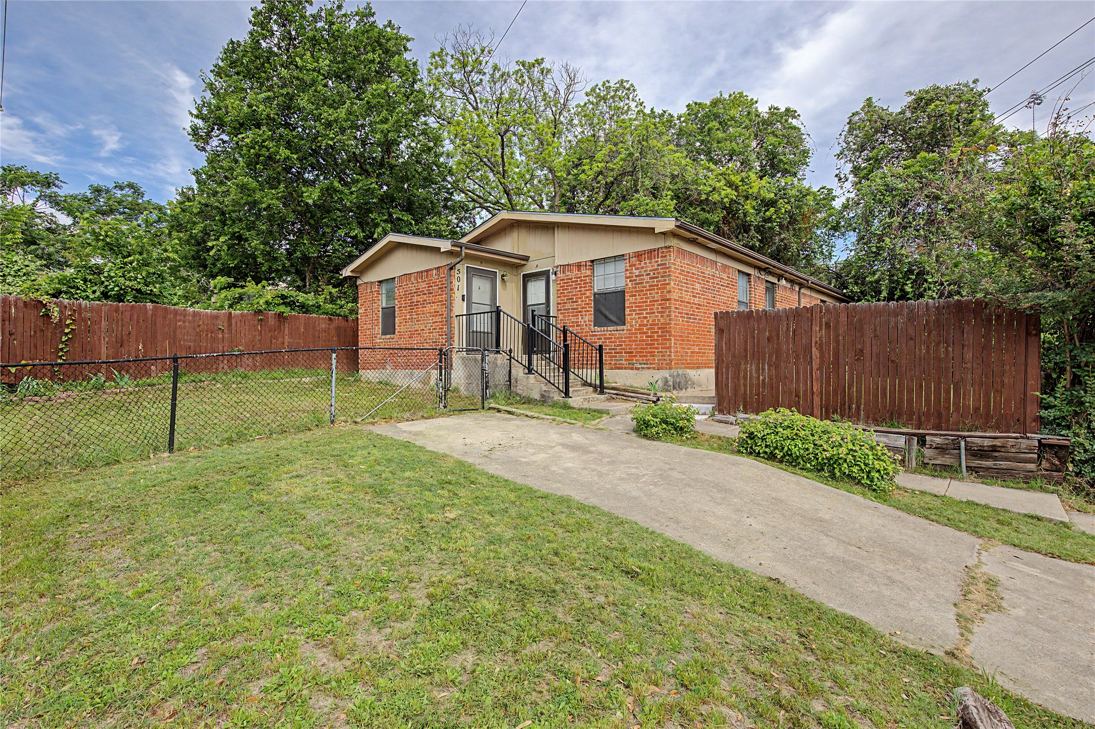 501 Byron Street