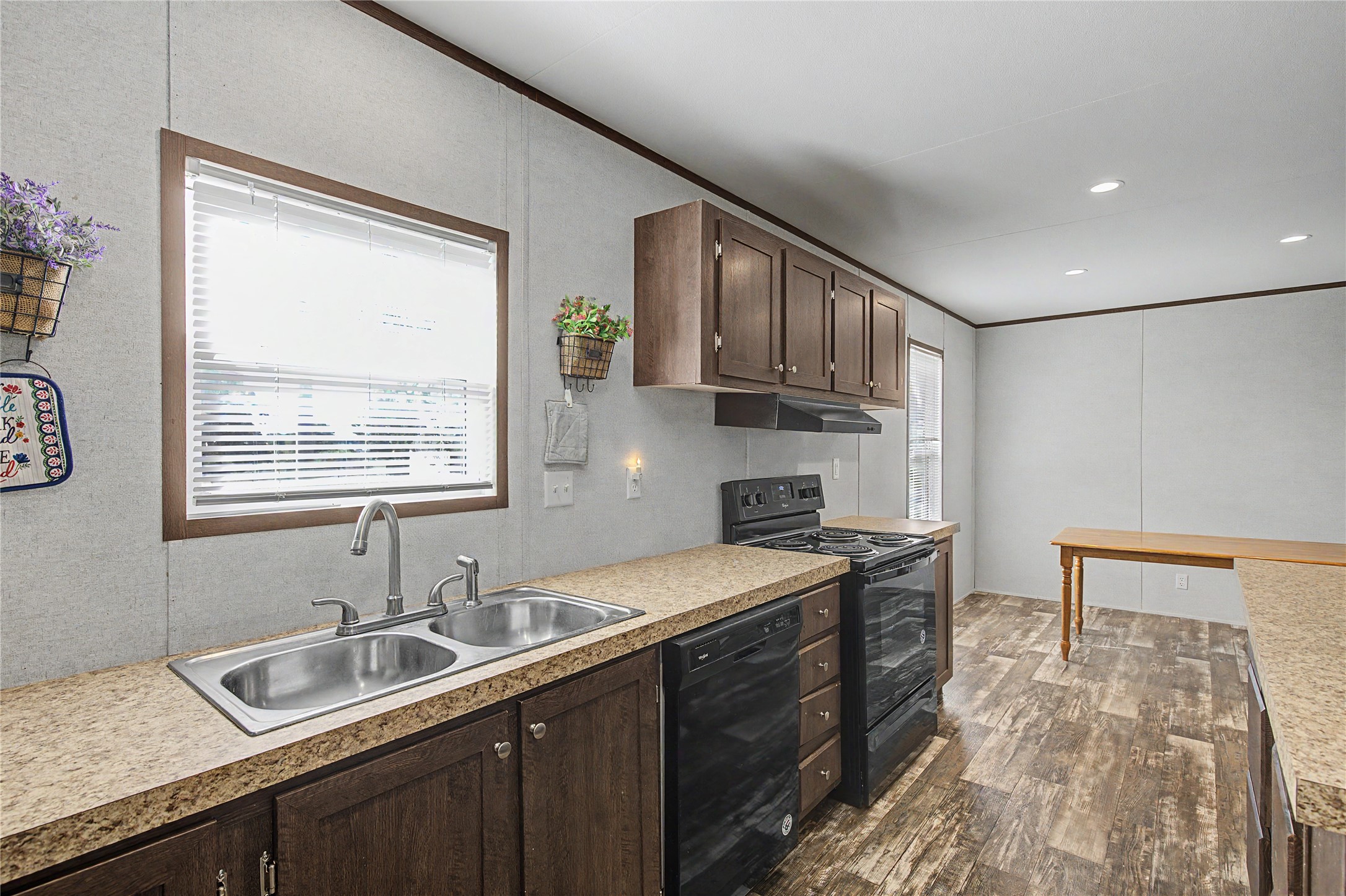 177 New Highland Road