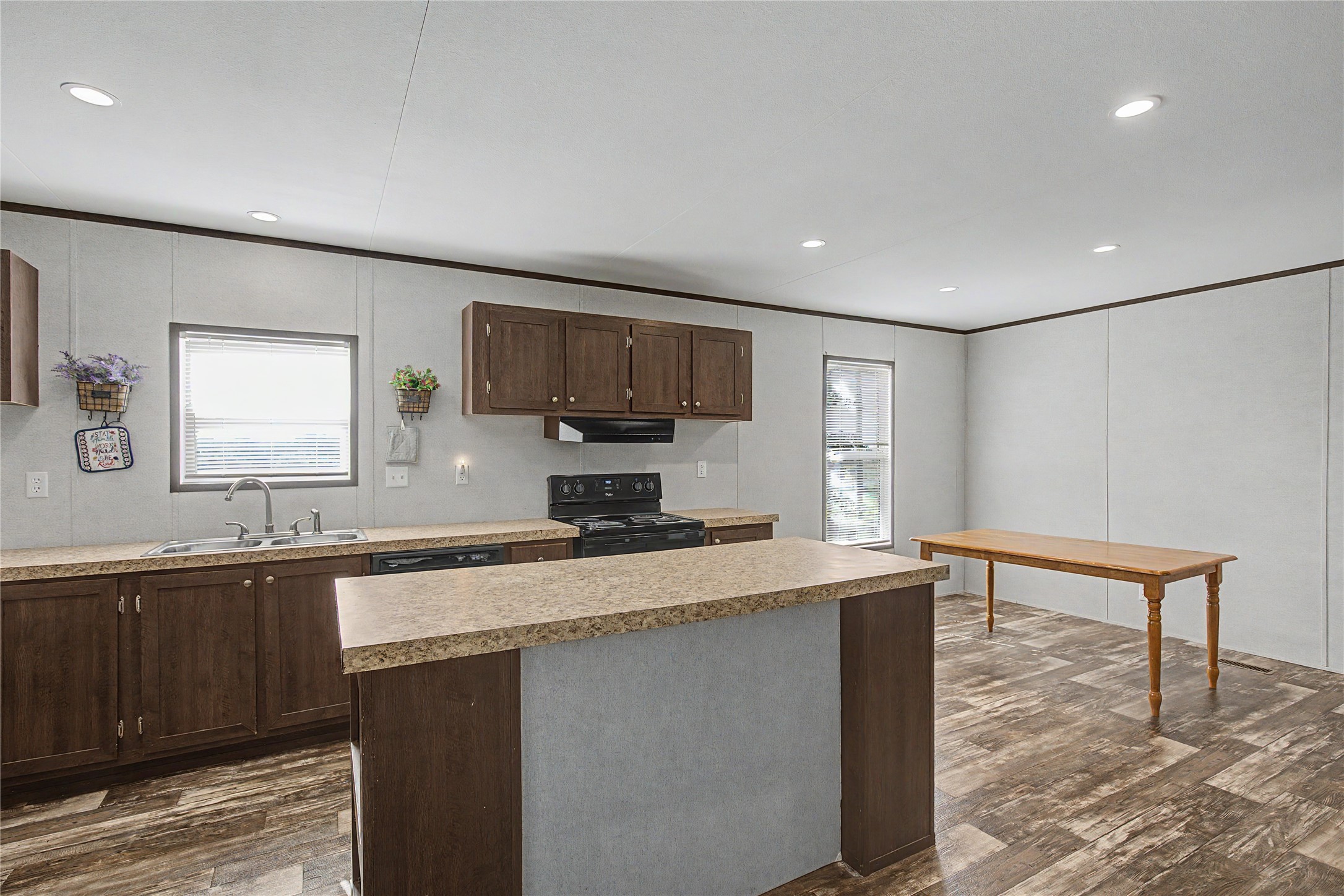 177 New Highland Road
