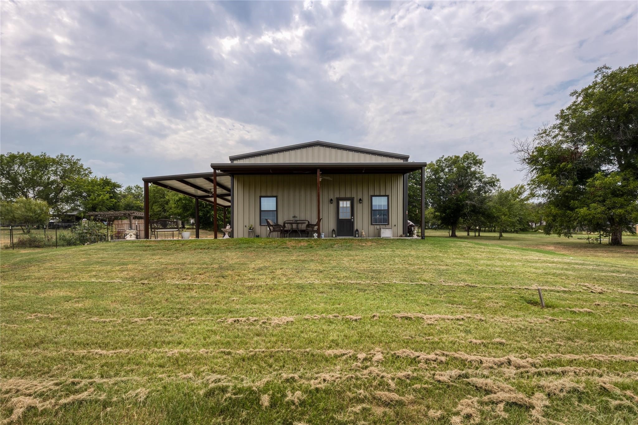 210 Spring Branch Trail N